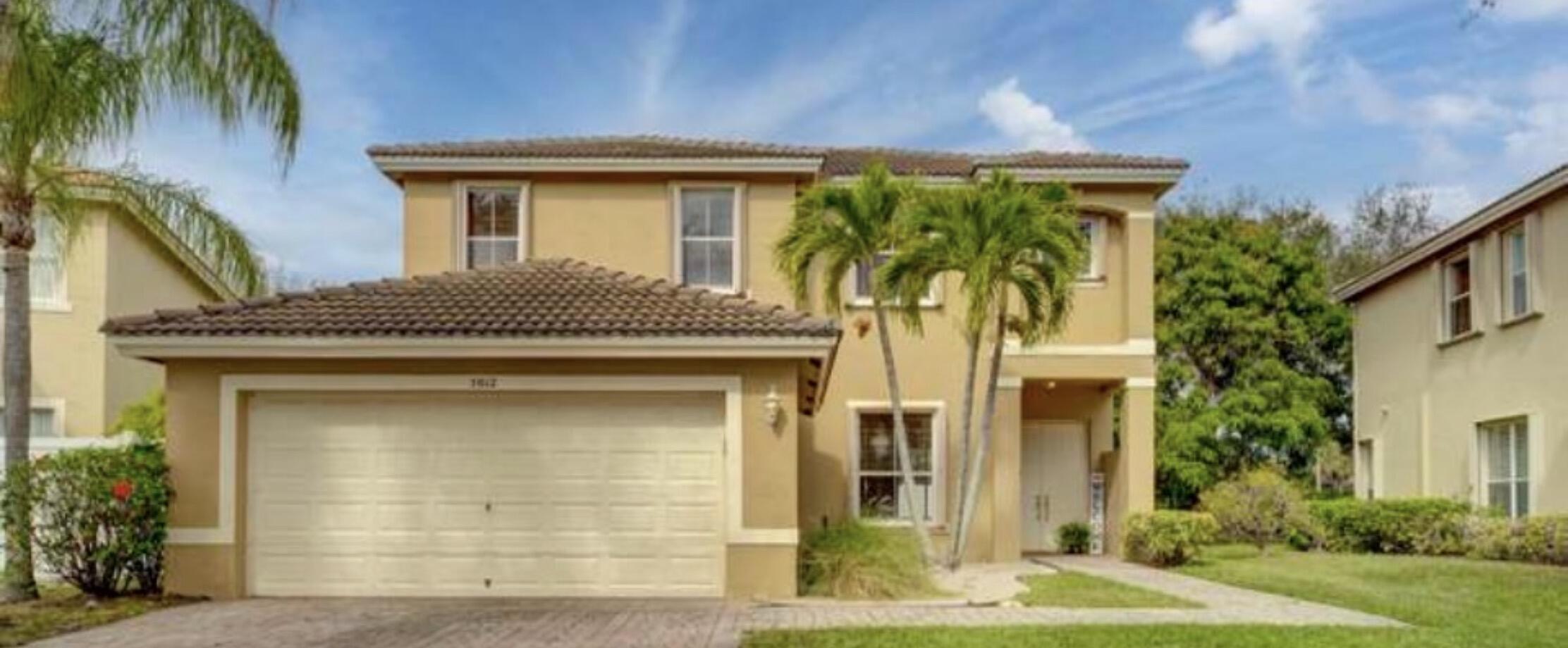 Foto de propiedad en 5012 Victoria Circle, West Palm Beach, FL 33409 West Palm Beach con MLS# 