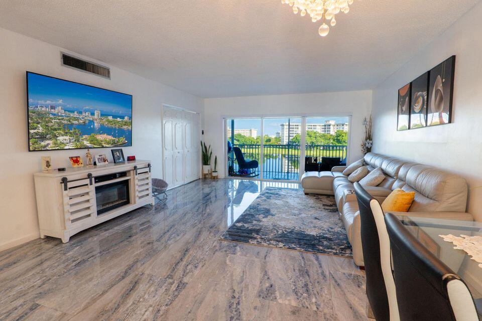 En Renta 2801 N Palm Aire Drive N 410, Pompano Beach, FL 33069, Pompano Beach, FL 33069