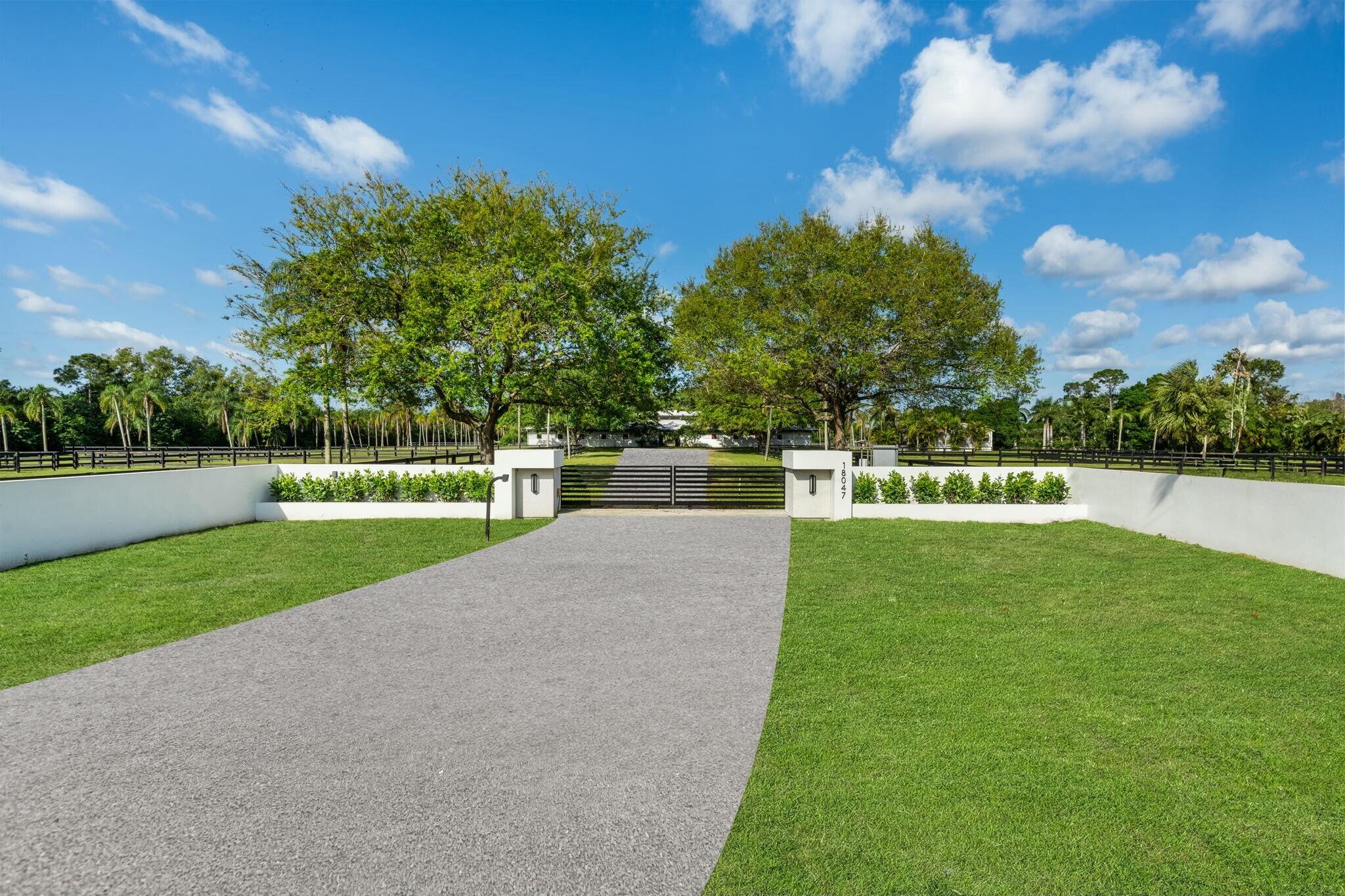 Foto de propiedad en 18047 131st Trail N, Jupiter, FL 33478 Jupiter con MLS# 