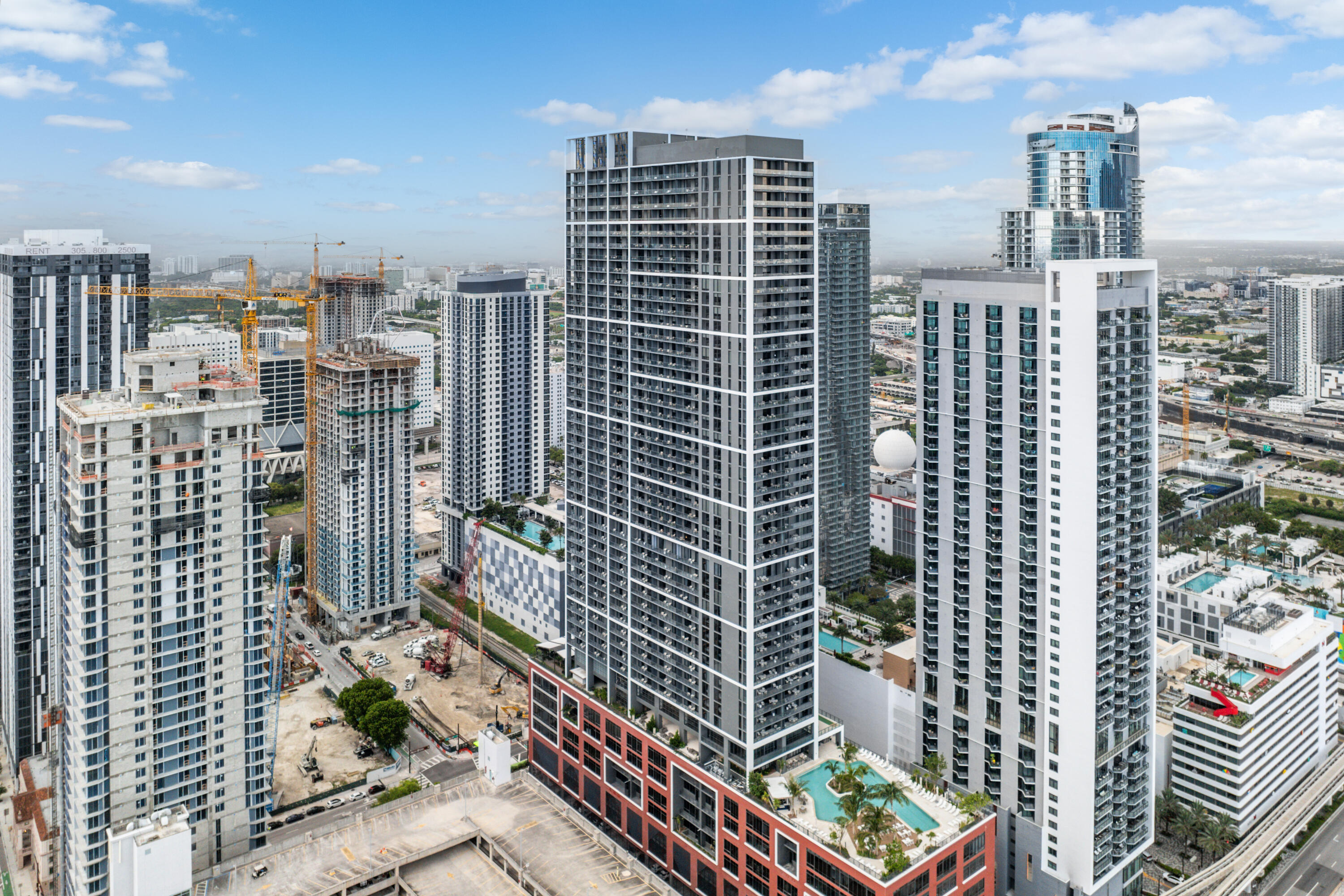 Foto de propiedad en 601 NE 1st Avenue NE 2906, Miami, FL 33132 Miami con MLS# 