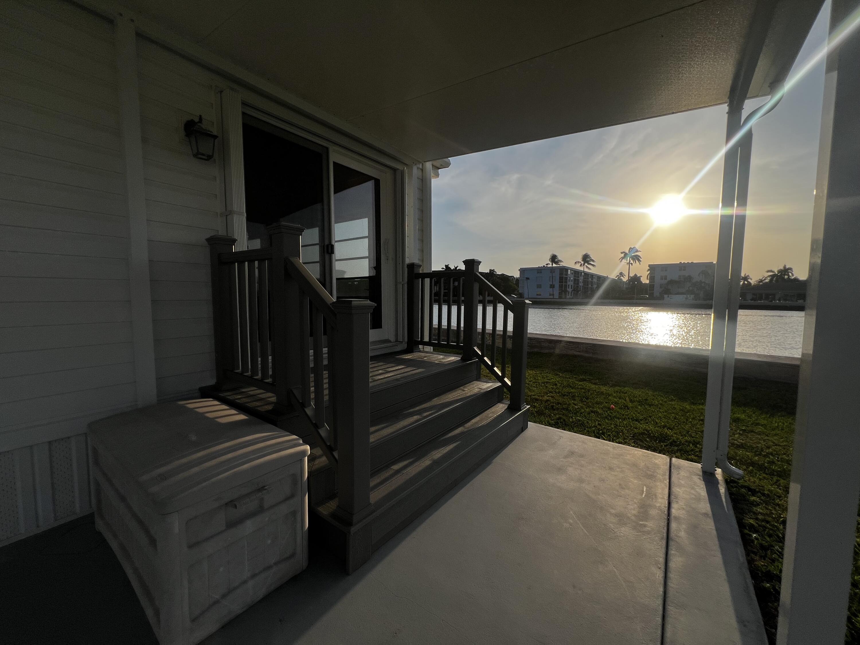 Foto de propiedad en 215 S Heron Drive O, Briny Breezes, FL 33435 Briny Breezes con MLS# 