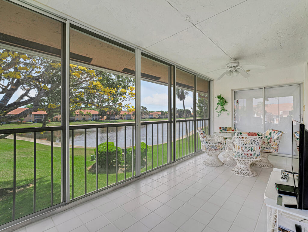 Foto de propiedad en 9805 Shadybrook 201 Drive 201, Boynton Beach, FL 33437 Boynton Beach con MLS# 
