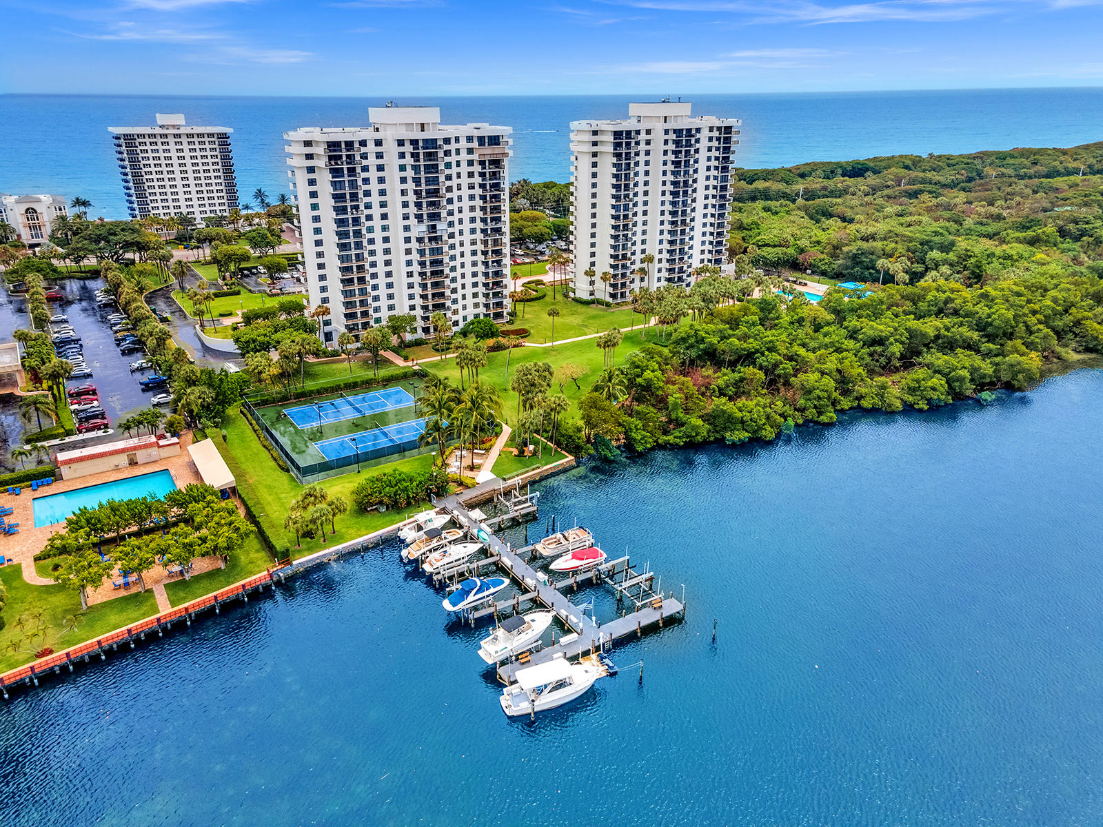 Foto de propiedad en 2003 N Ocean Boulevard 602, Boca Raton, FL 33431 Boca Raton con MLS# 