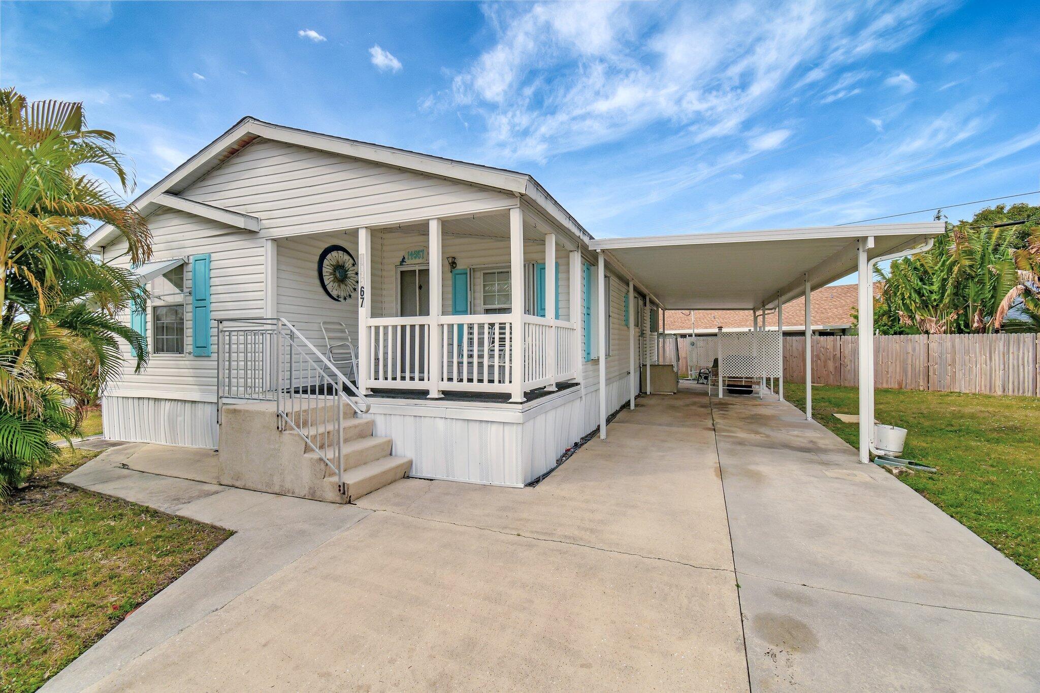 Foto de propiedad en 14567 Sunset Drive, Delray Beach, FL 33445 Delray Beach con MLS# 