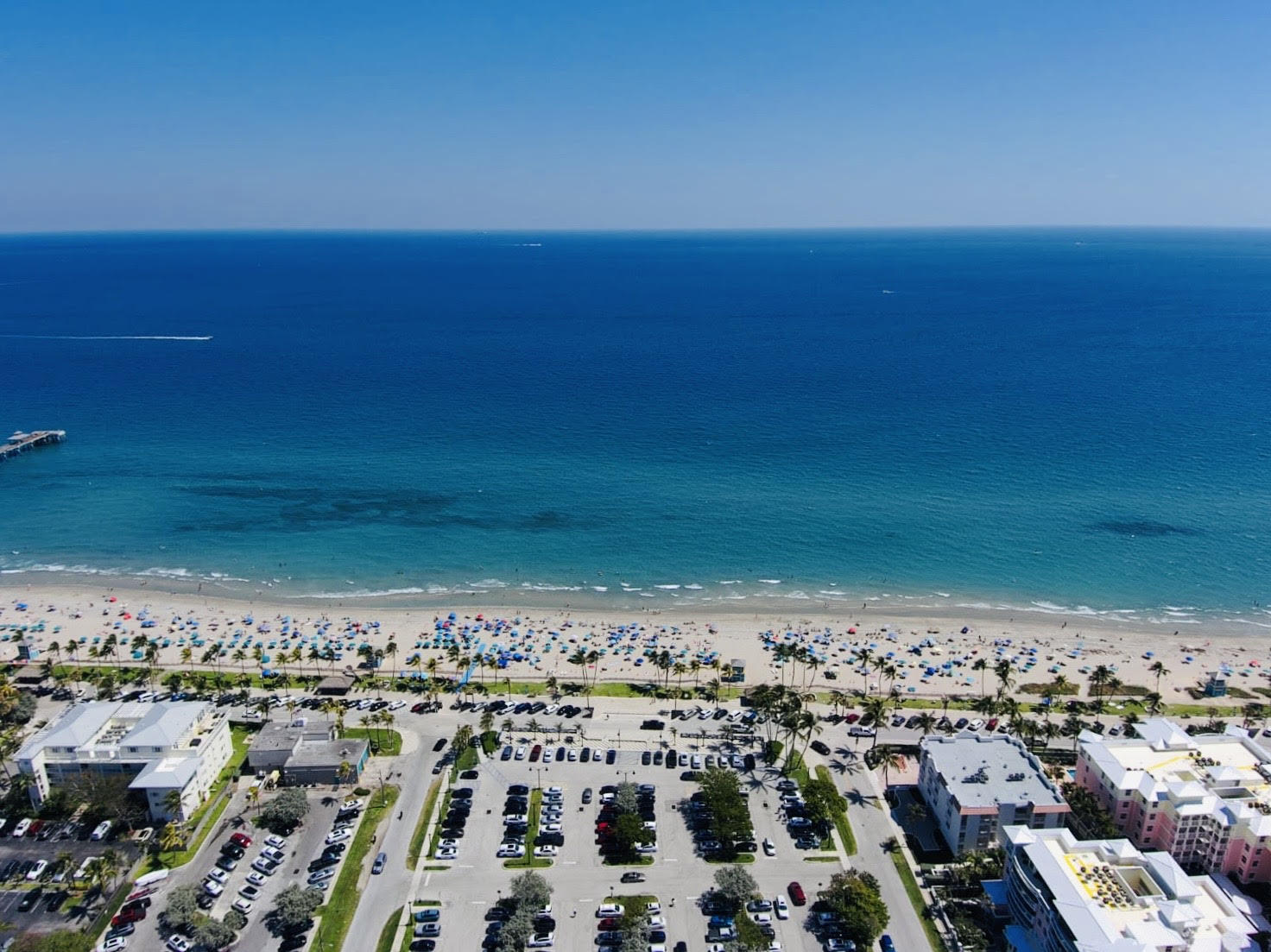Foto de propiedad en 120 S Ocean Drive, Deerfield Beach, FL 33441 Deerfield Beach con MLS# 