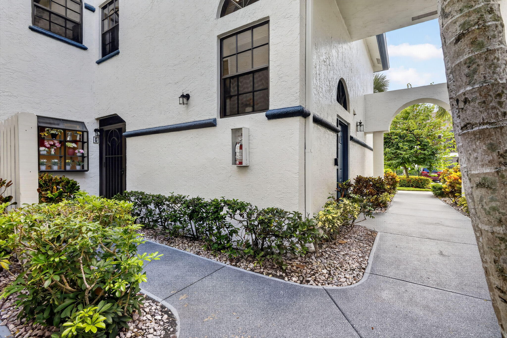 Foto de propiedad en 5135 FLORIA Drive G, Boynton Beach, FL 33437 Boynton Beach con MLS# 