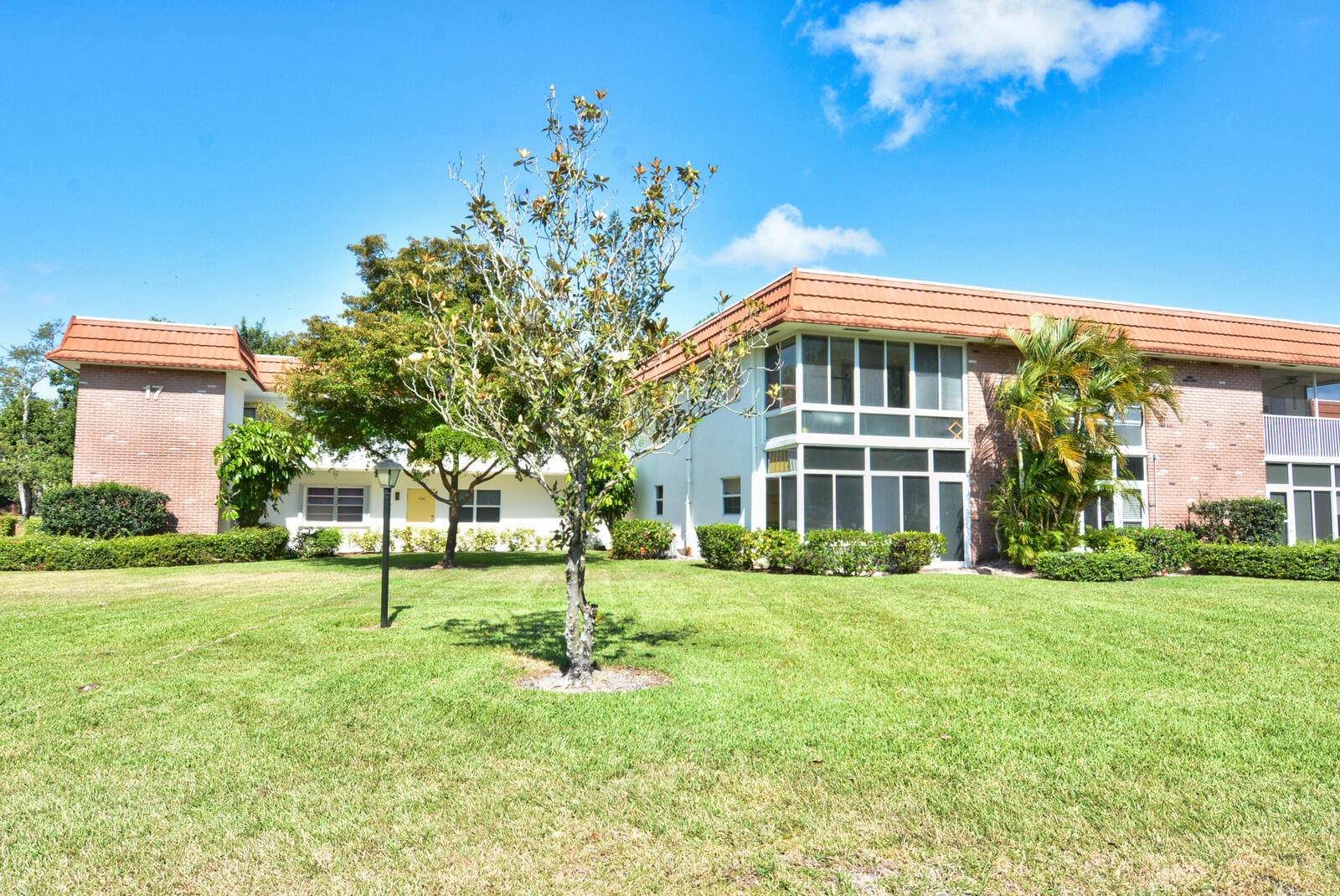 Foto de propiedad en 1225 NW 21st Street 1701, Stuart, FL 34994 Stuart con MLS# 