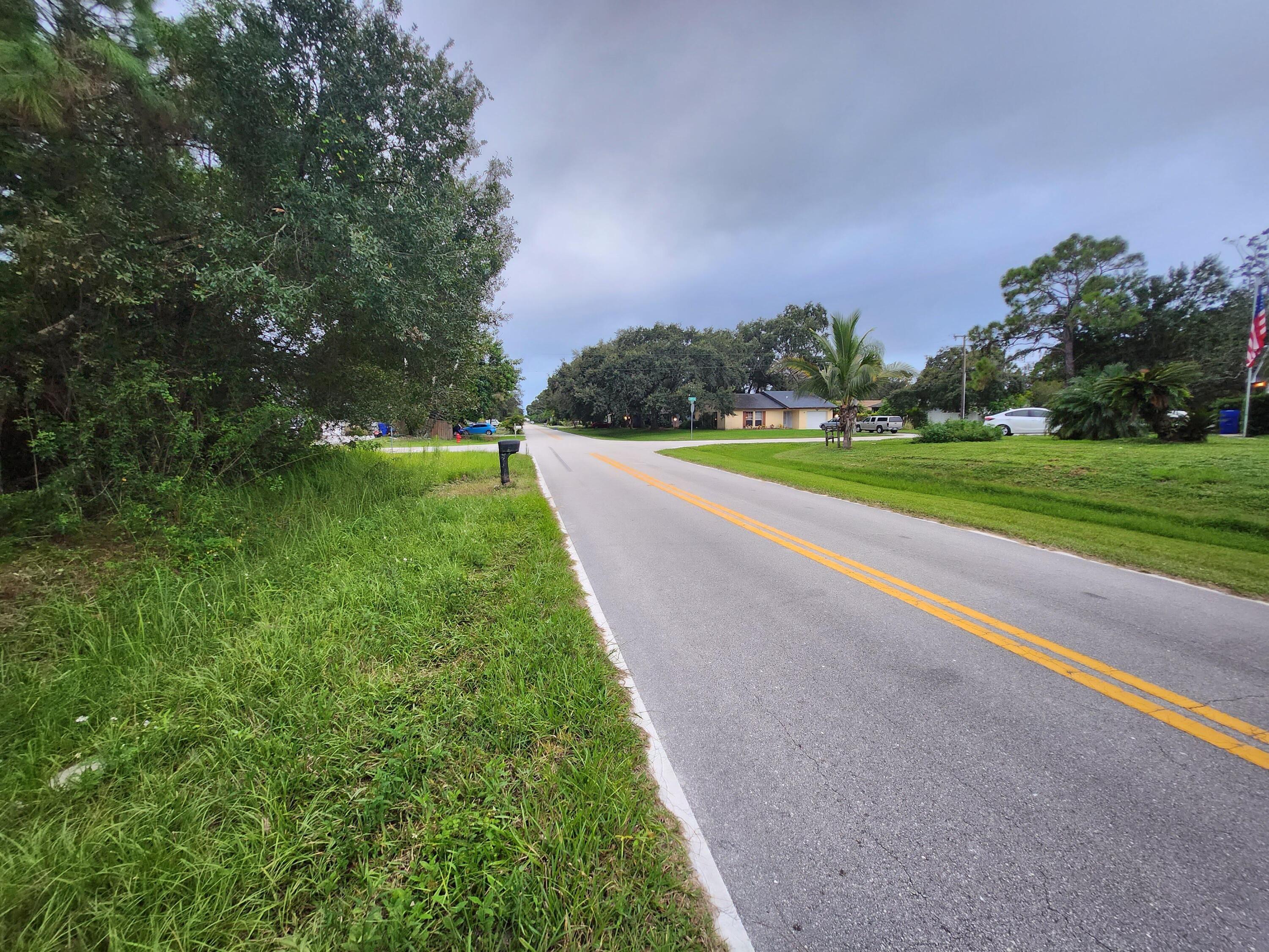 Foto de propiedad en 2420 85th Court, Vero Beach, FL 32966 Vero Beach con MLS# 