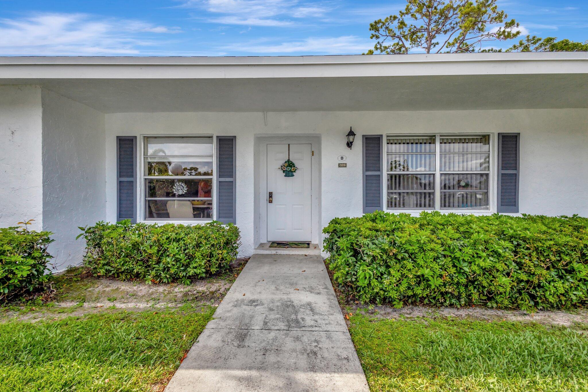 Foto de propiedad en 5200 Privet B Place B, Delray Beach, FL 33484 Delray Beach con MLS# 