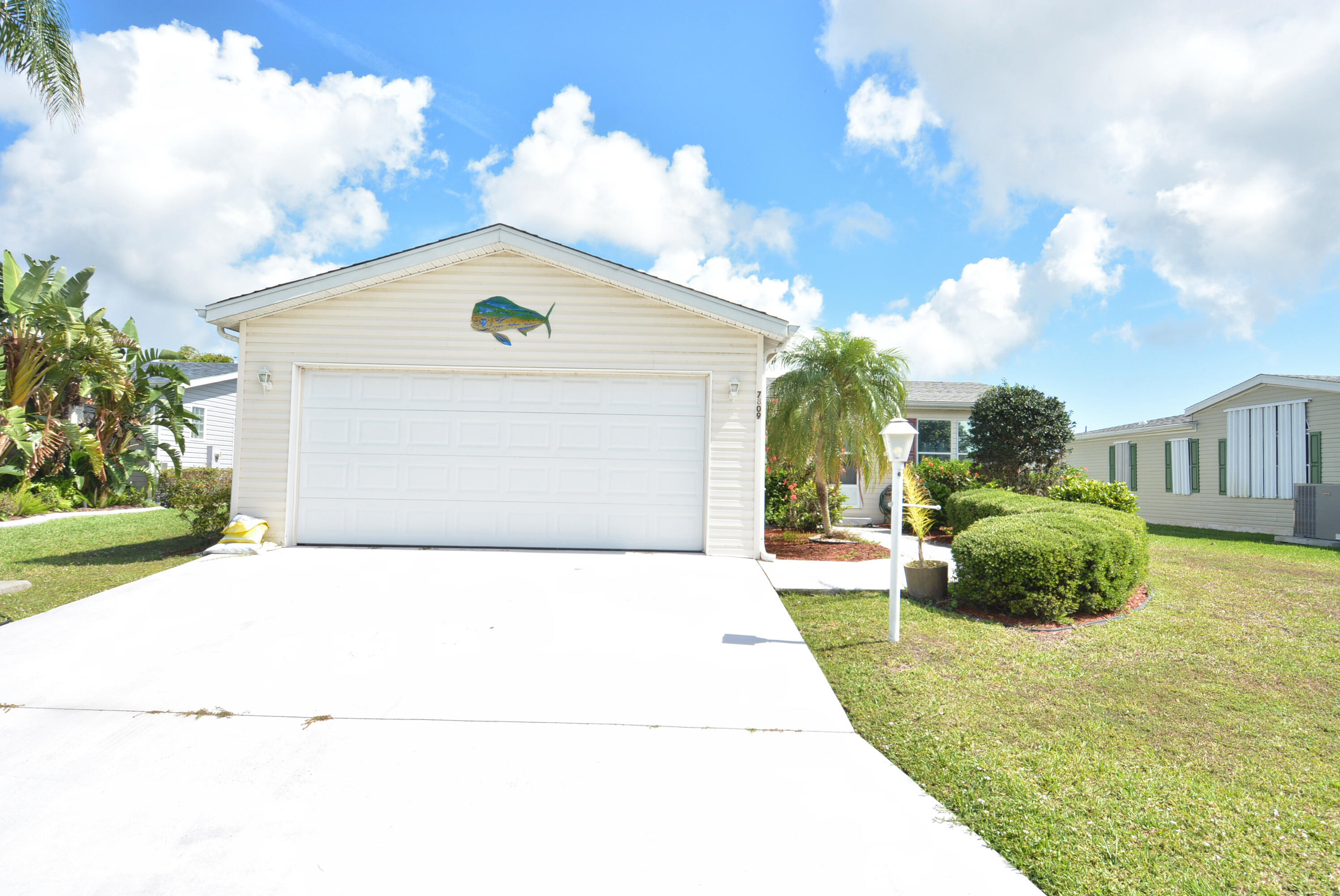 Foto de propiedad en 7809 Horned Lark Circle, Port St. Lucie, FL 34952 Port St. Lucie con MLS# 
