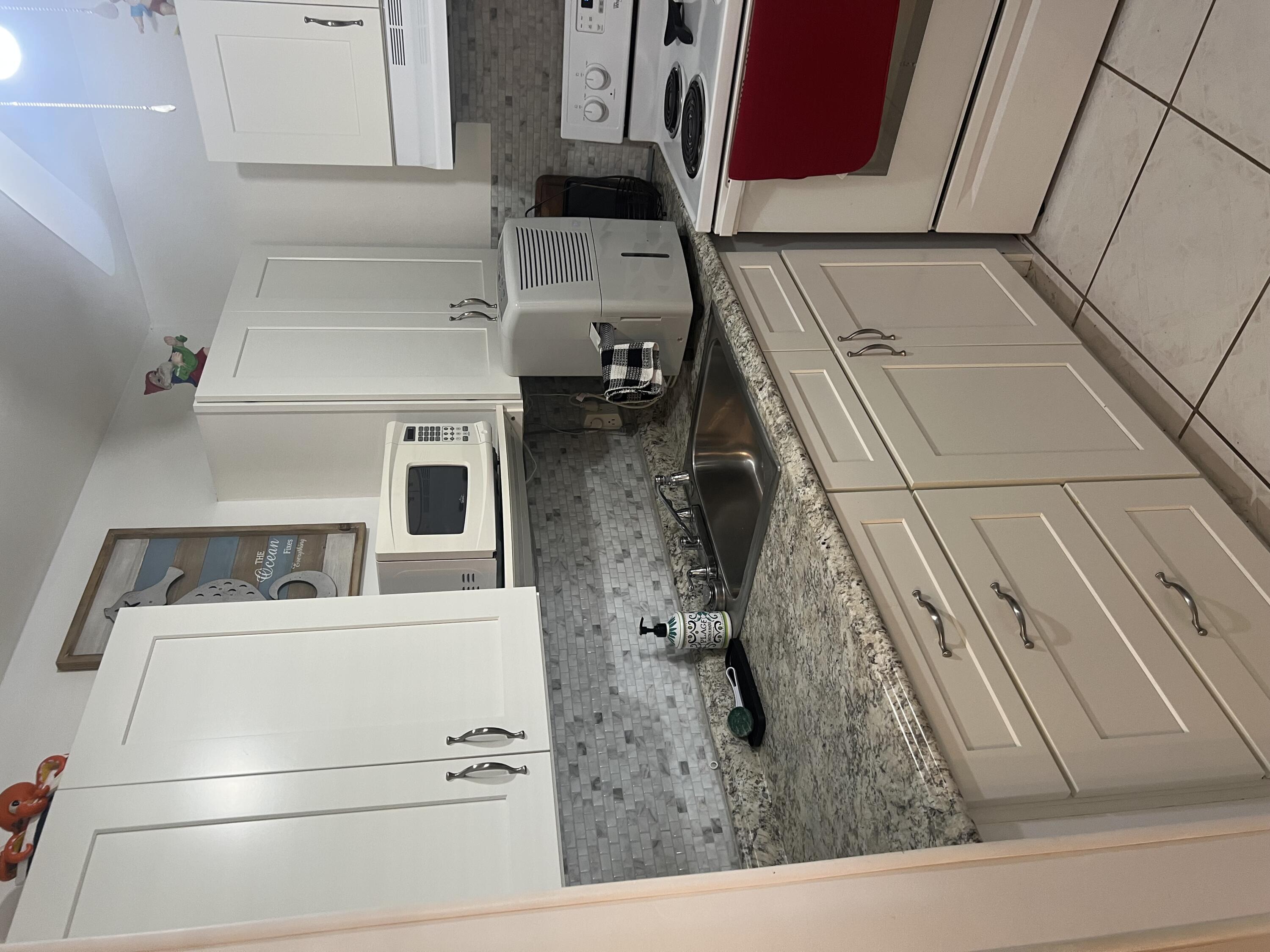 Foto de propiedad en 132 Berkshire F, West Palm Beach, FL 33417 West Palm Beach con MLS# 