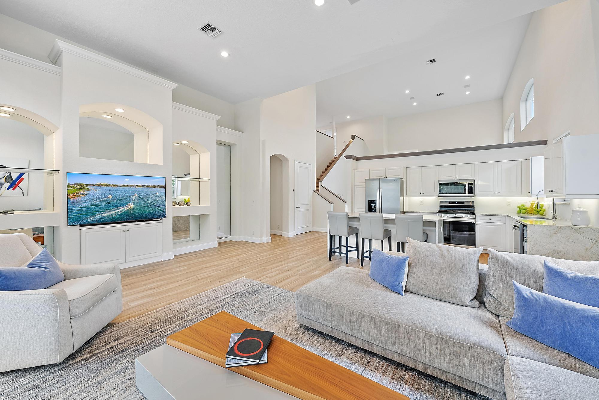 Foto de propiedad en 8405 Legend Club Drive, West Palm Beach, FL 33412 West Palm Beach con MLS# 