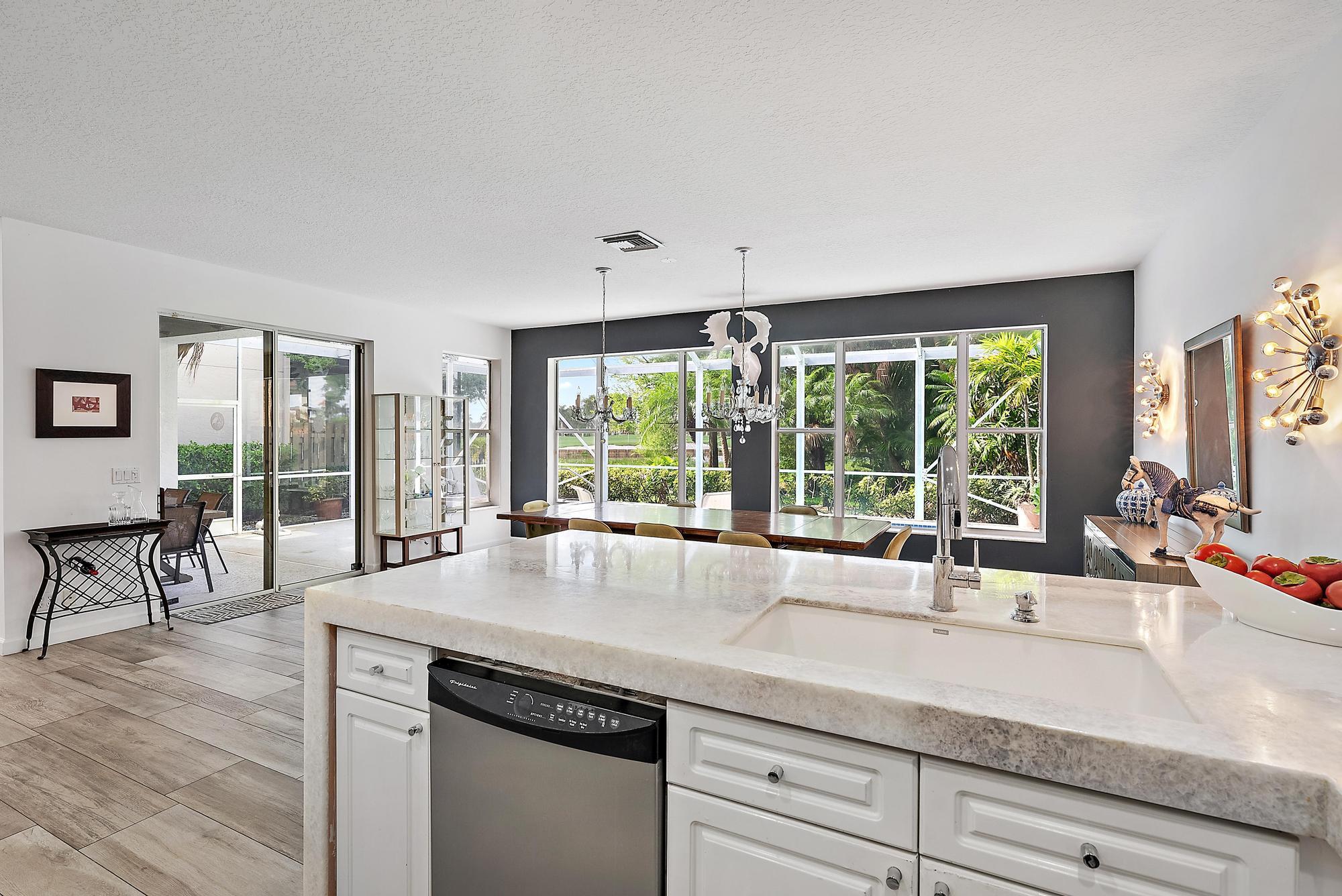 Foto de propiedad en 8208 Heritage Club Drive, West Palm Beach, FL 33412 West Palm Beach con MLS# 