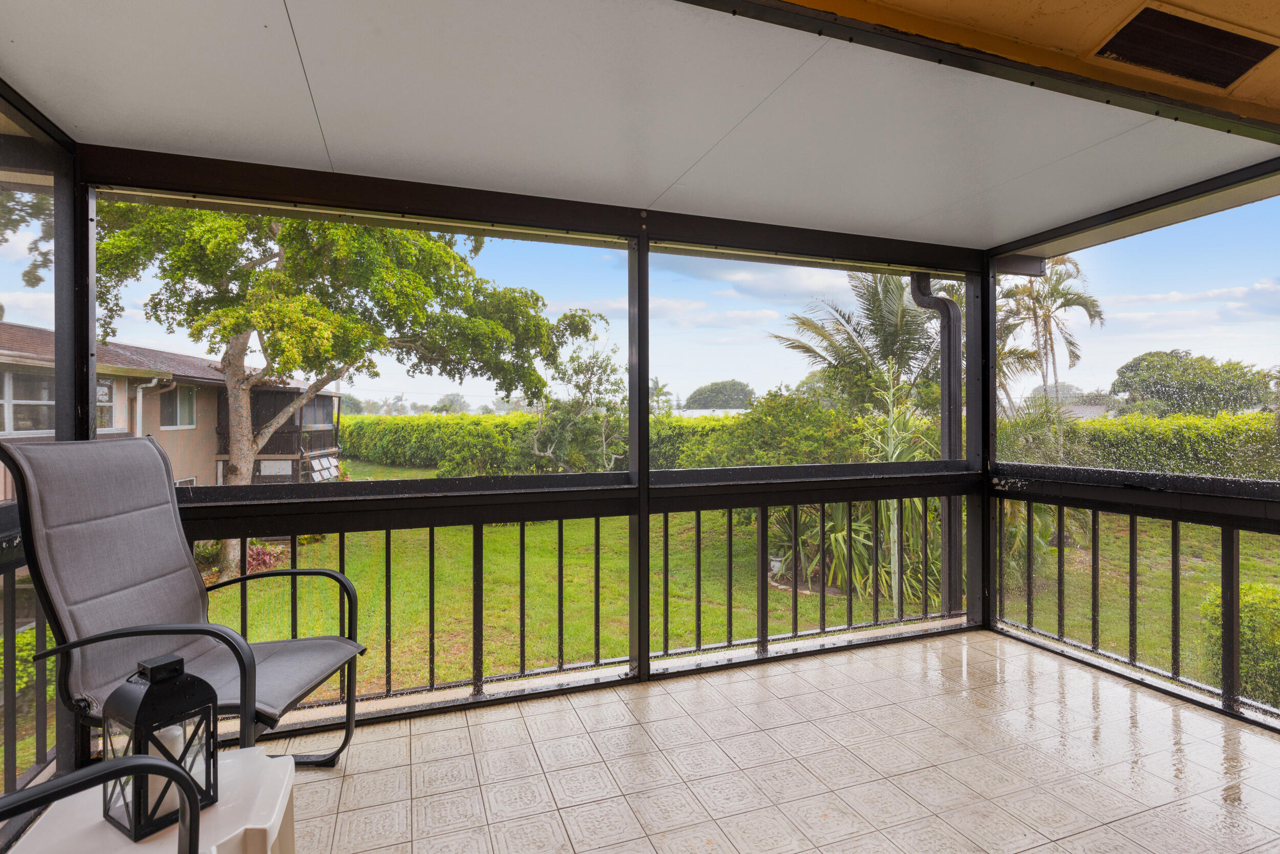Foto de propiedad en 13623 Via Aurora C, Delray Beach, FL 33484 Delray Beach con MLS# 