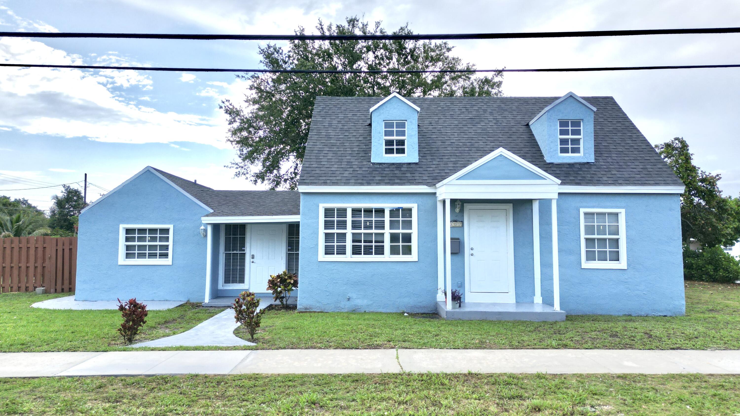Foto de propiedad en 307 4th Street, Lake Park, FL 33403 Lake Park con MLS# 