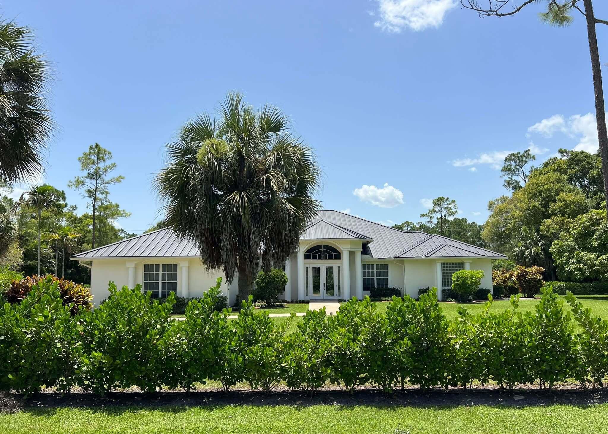Foto de propiedad en 103 Squire Drive, Wellington, FL 33414 Wellington con MLS# 