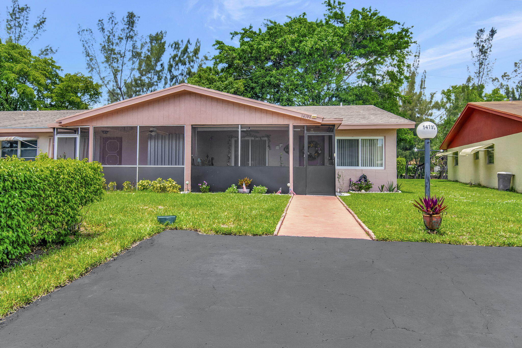 Foto de propiedad en 14195 Campanelli Drive, Delray Beach, FL 33484 Delray Beach con MLS# 