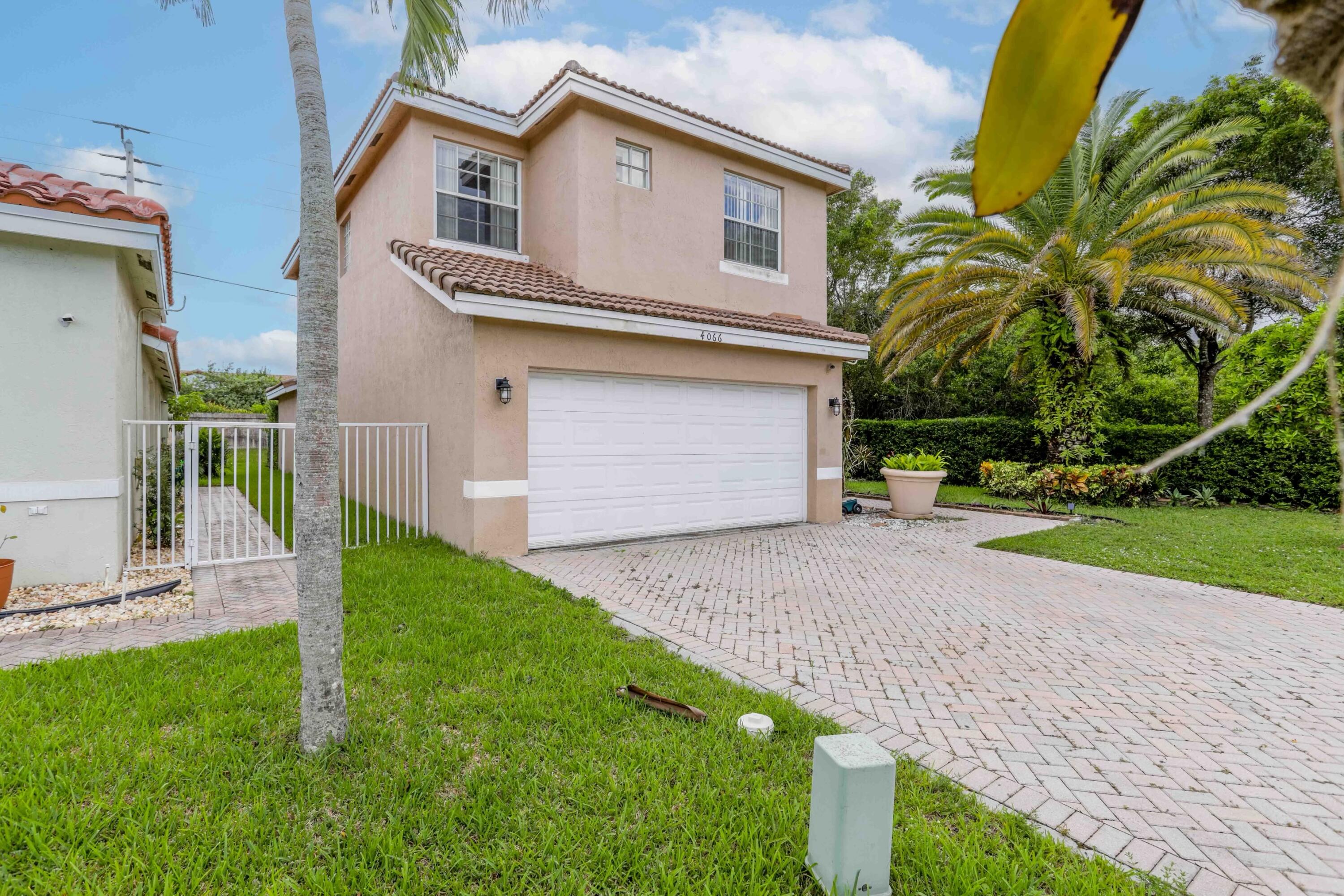 En Renta 4066 Crescent Creek Street, Coconut Creek, FL 33073, Coconut Creek, FL 33073