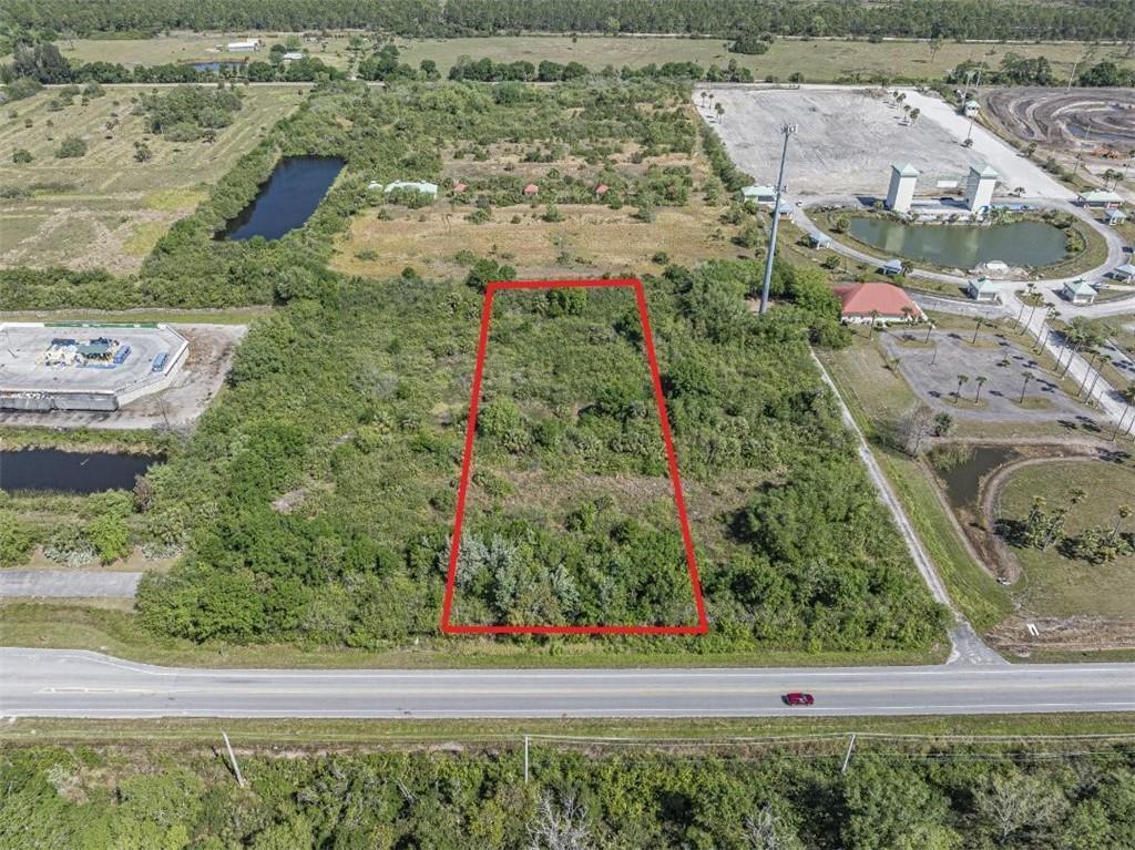 Foto de propiedad en 0 Cr 512, Fellsmere, FL 32948 Fellsmere con MLS# 