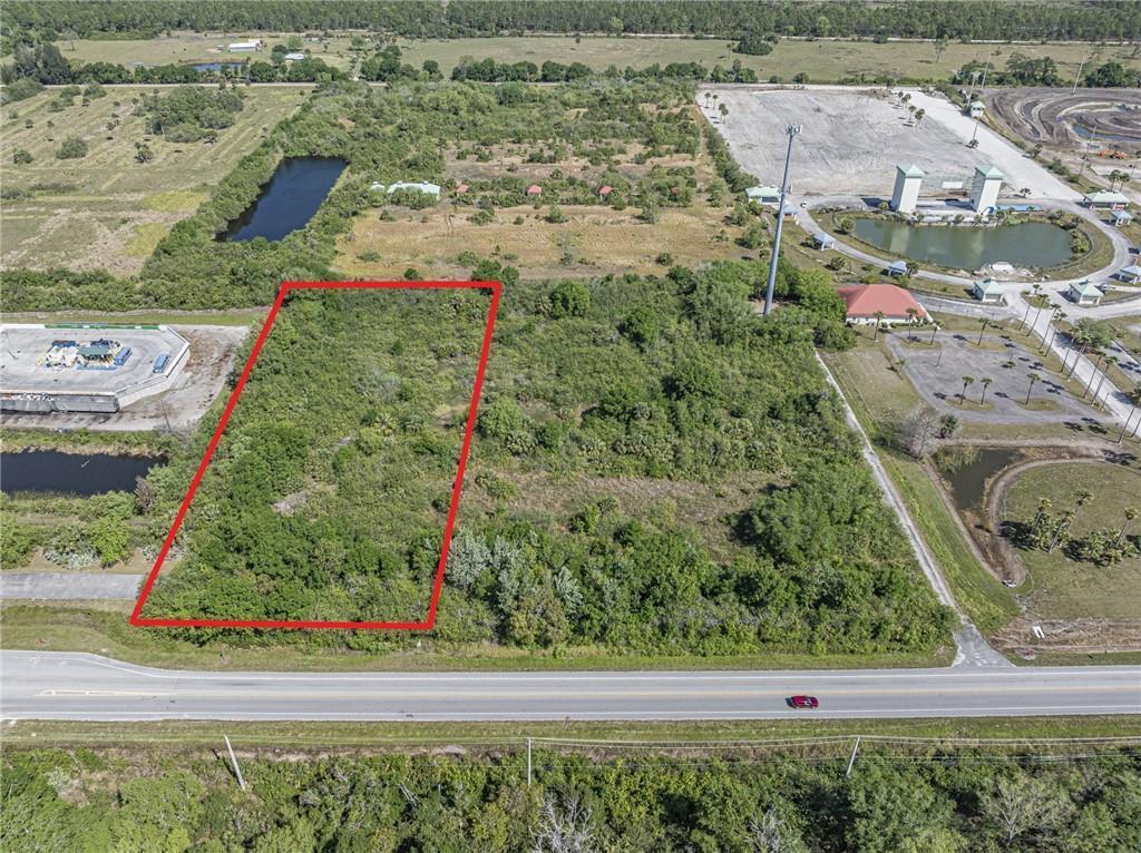 Foto de propiedad en 0 Unassigned, Fellsmere, FL 32948 Fellsmere con MLS# 