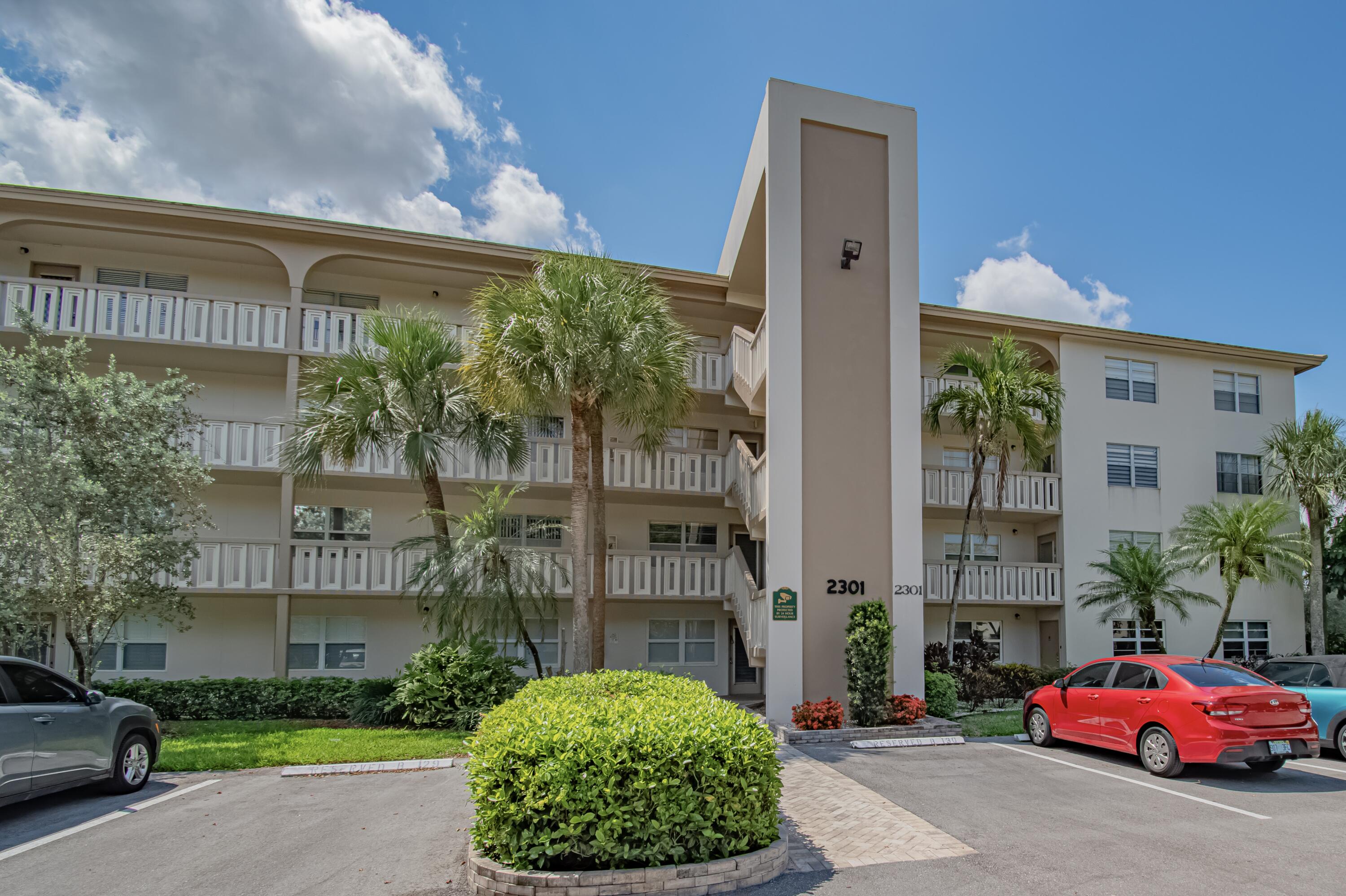 Foto de propiedad en 2301 Lucaya Lane M3, Coconut Creek, FL 33066 Coconut Creek con MLS# 