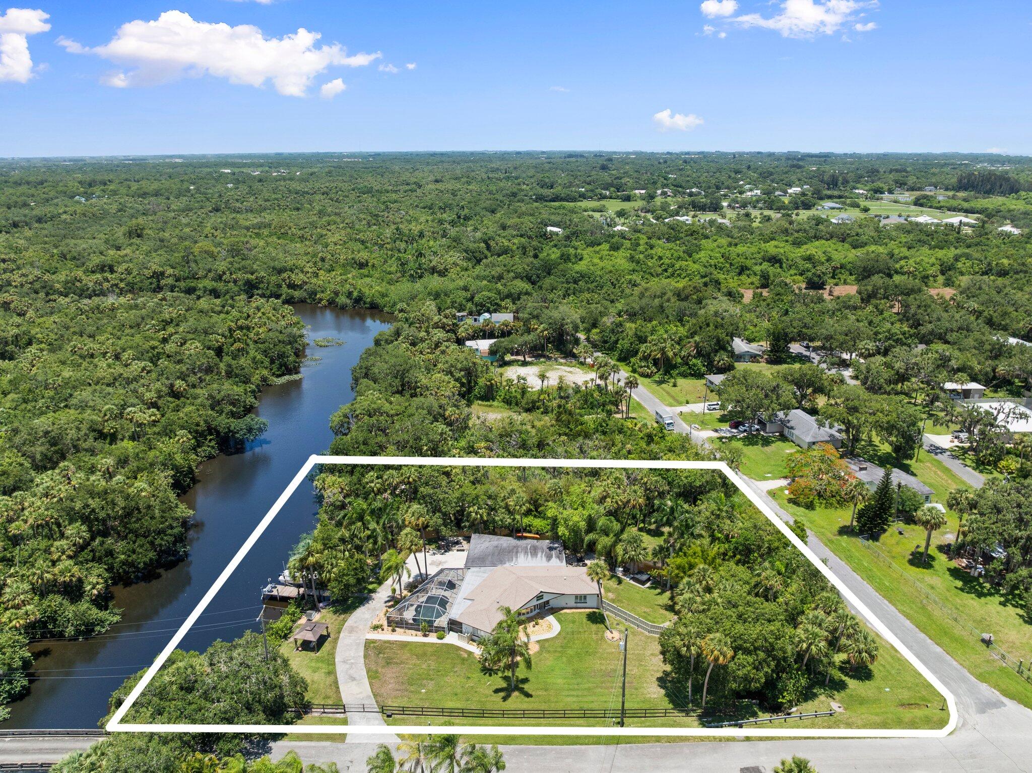 Vendido 1400 Parkland Boulevard, Fort Pierce, FL 34982, Fort Pierce, FL 34982