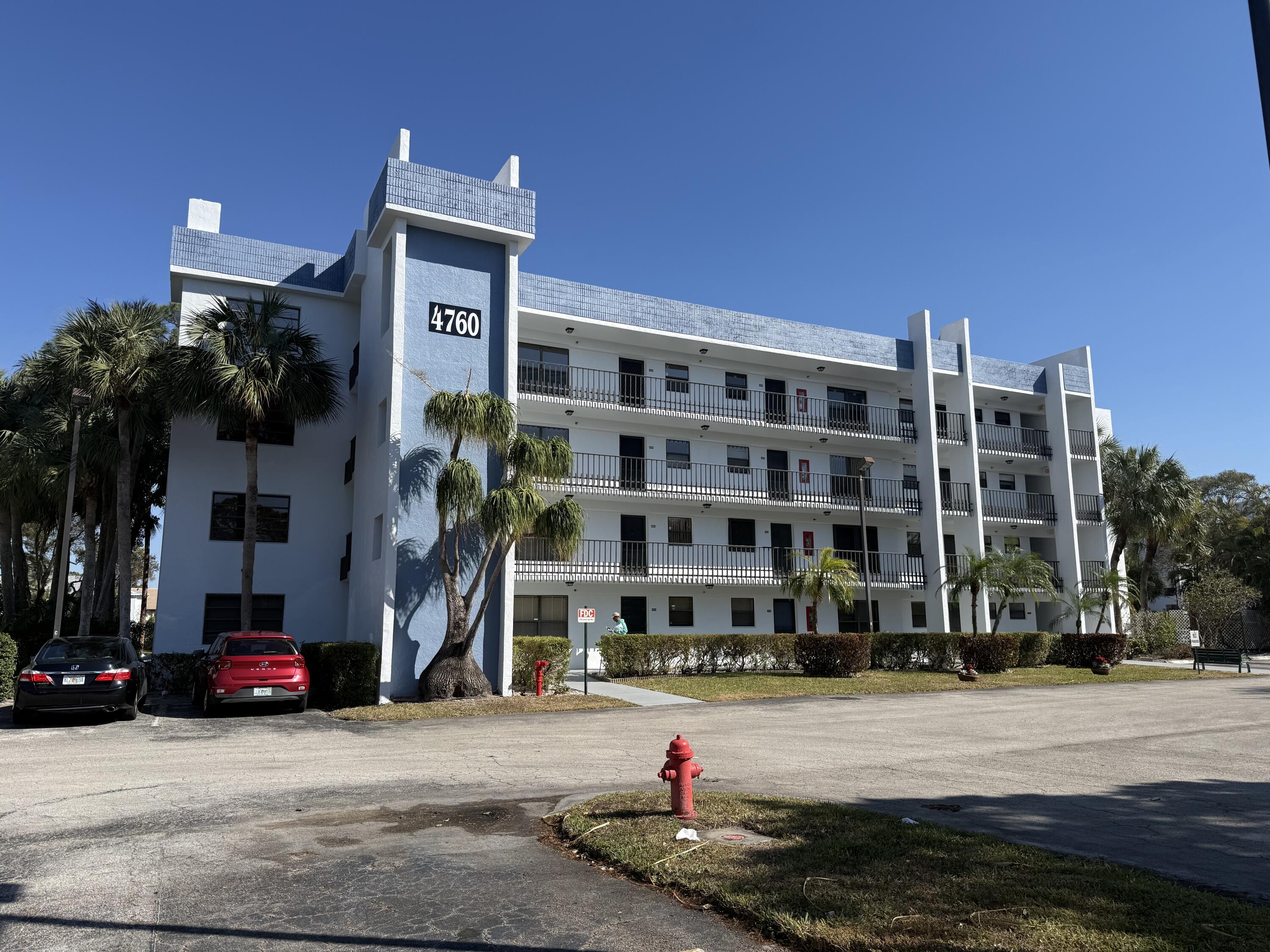 En Venta 4760 Lucerne Lakes Boulevard W 206, Lake Worth, FL 33467, Lake Worth, FL 33467