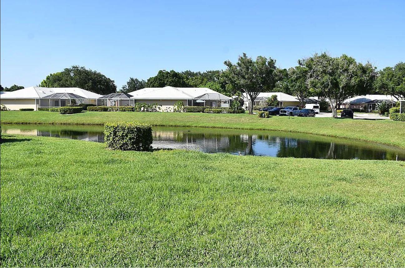 Foto de propiedad en 1101 Sun Terrace Court, Palm Beach Gardens, FL 33403 Palm Beach Gardens con MLS# 