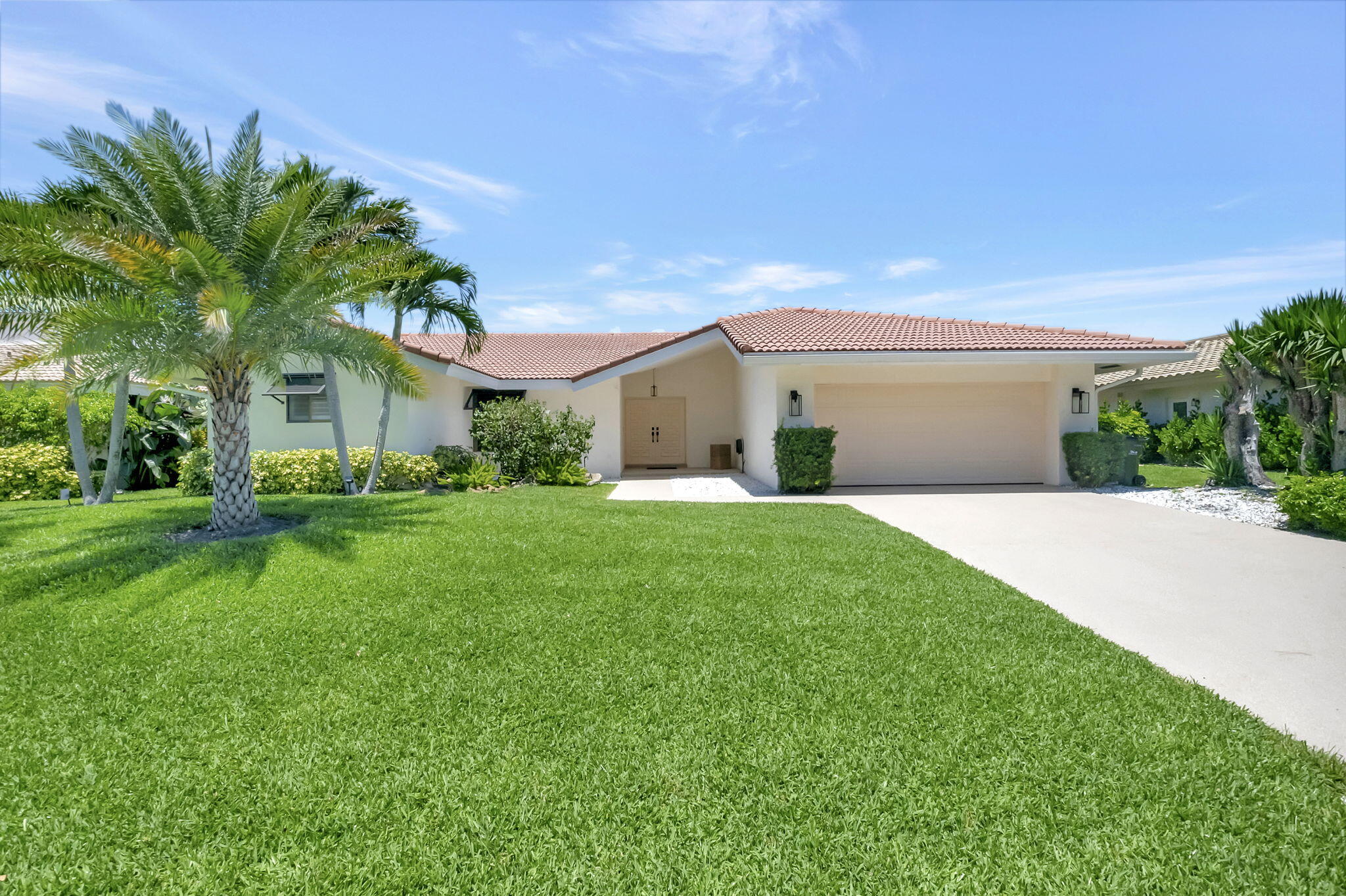 En Renta 902 Foxpointe Circle, Delray Beach, FL 33445, Delray Beach, FL 33445