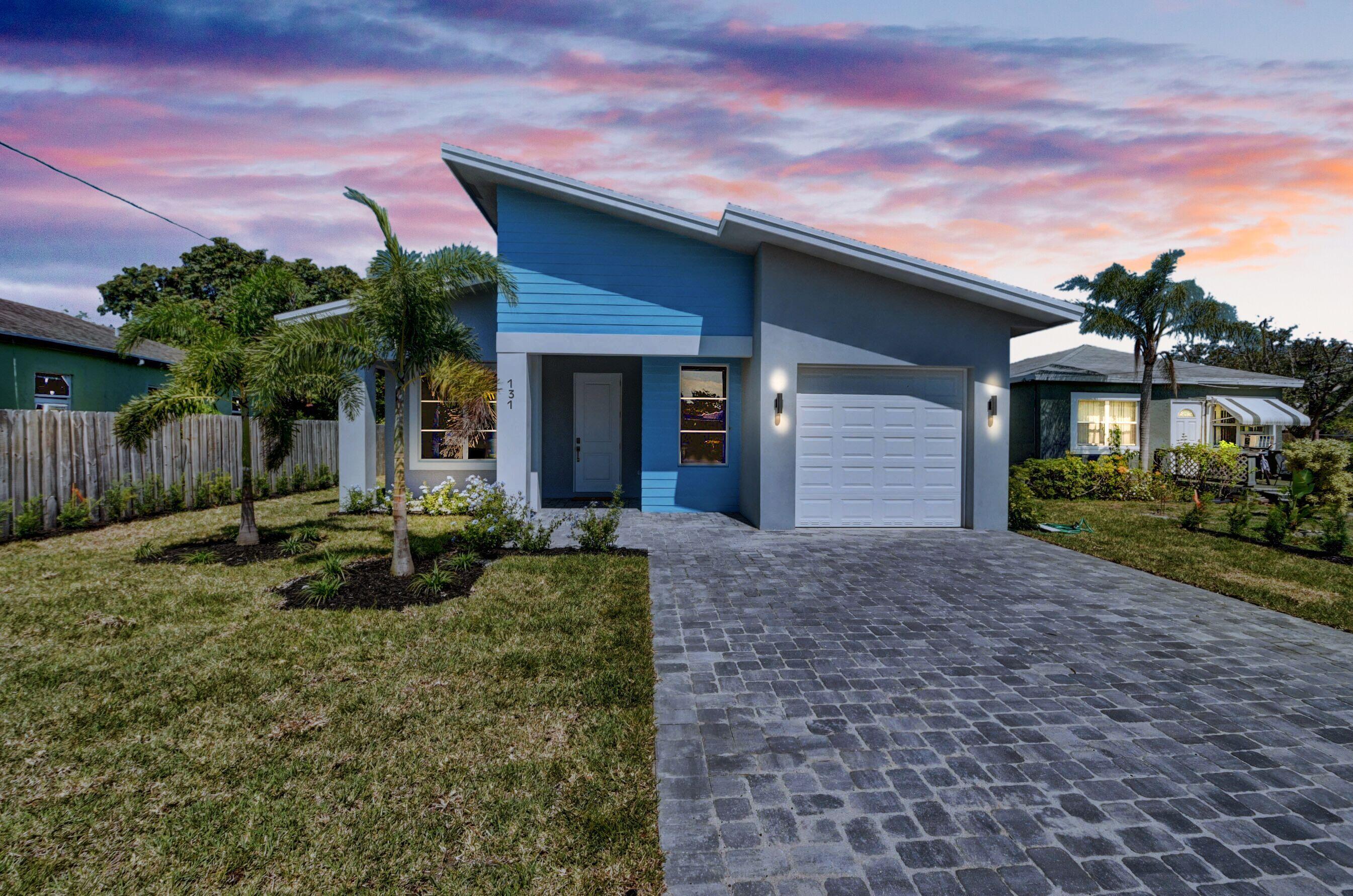 Foto de propiedad en 715 NW 1st Street, Delray Beach, FL 33444 Delray Beach con MLS# 