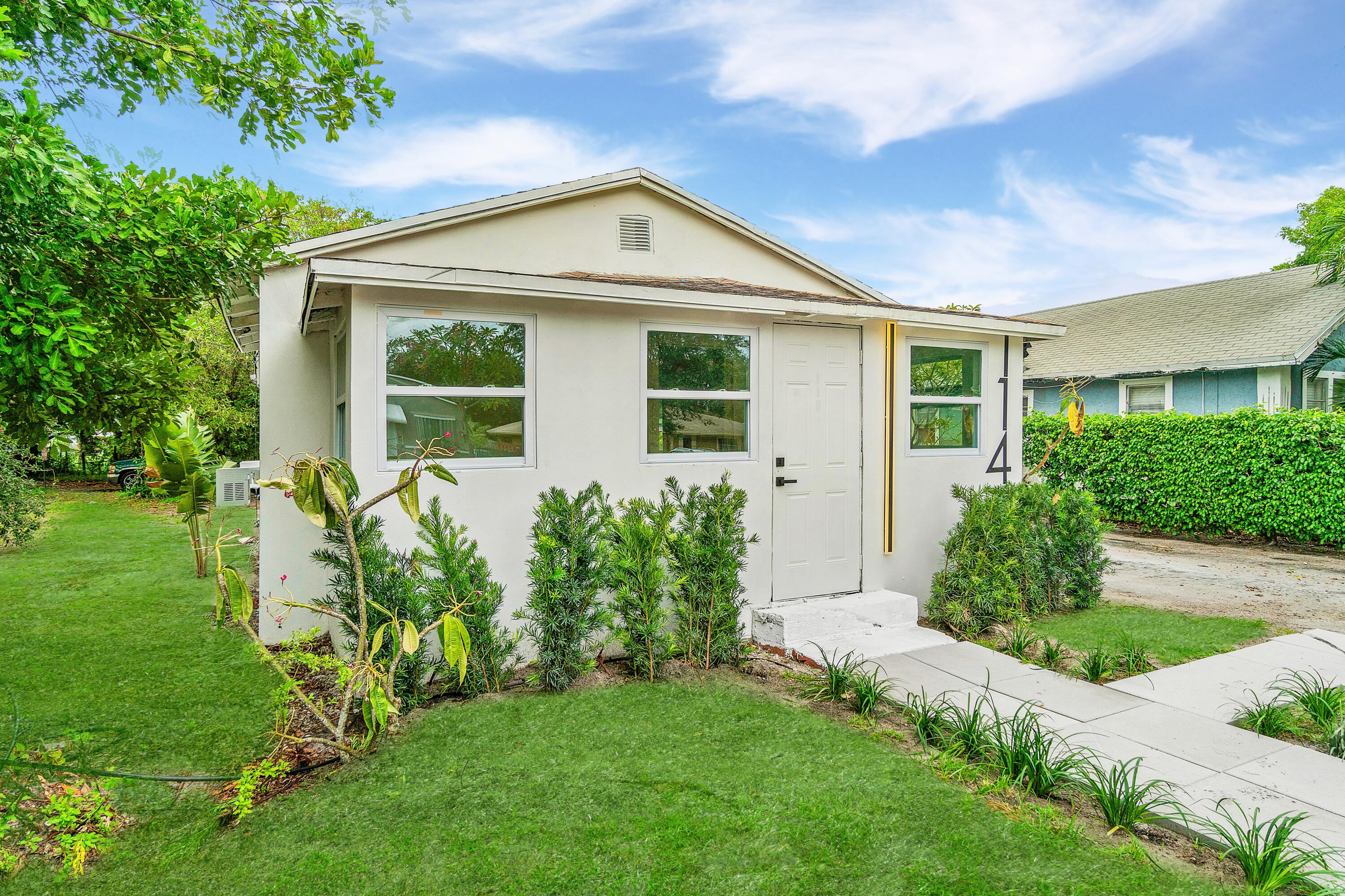 Foto de propiedad en 114 NW 10th Avenue, Delray Beach, FL 33444 Delray Beach con MLS# 