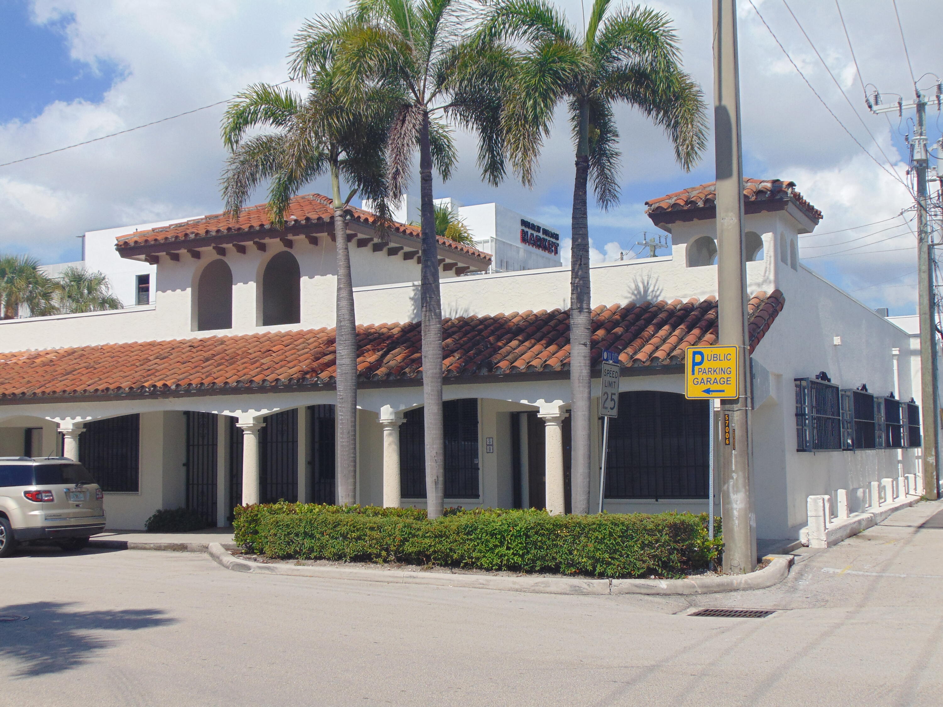 Foto de propiedad en 30 SE 4th Avenue, Delray Beach, FL 33483 Delray Beach con MLS# 