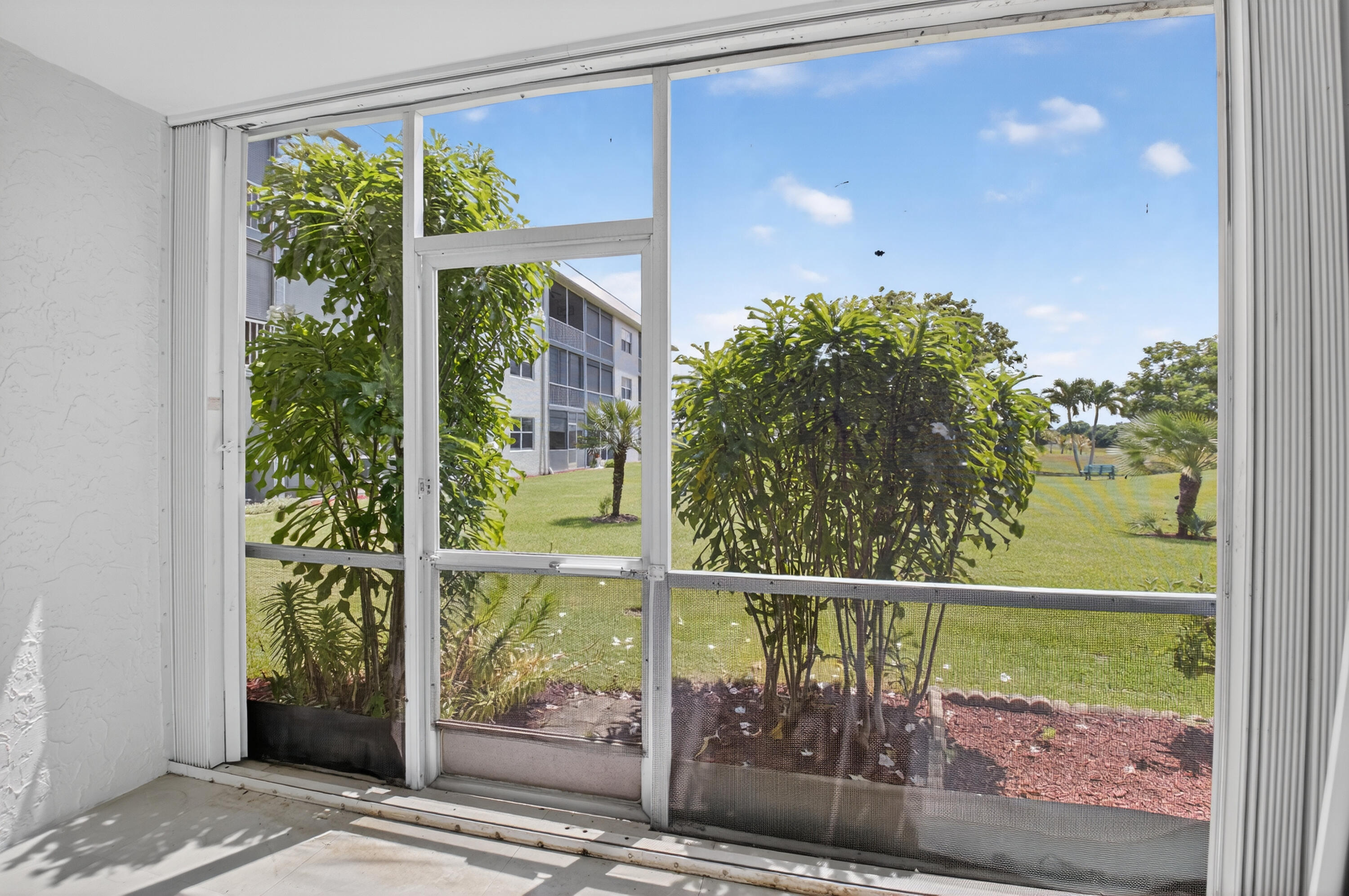 Foto de propiedad en 9880 Marina Boulevard 1509, Boca Raton, FL 33428 Boca Raton con MLS# 