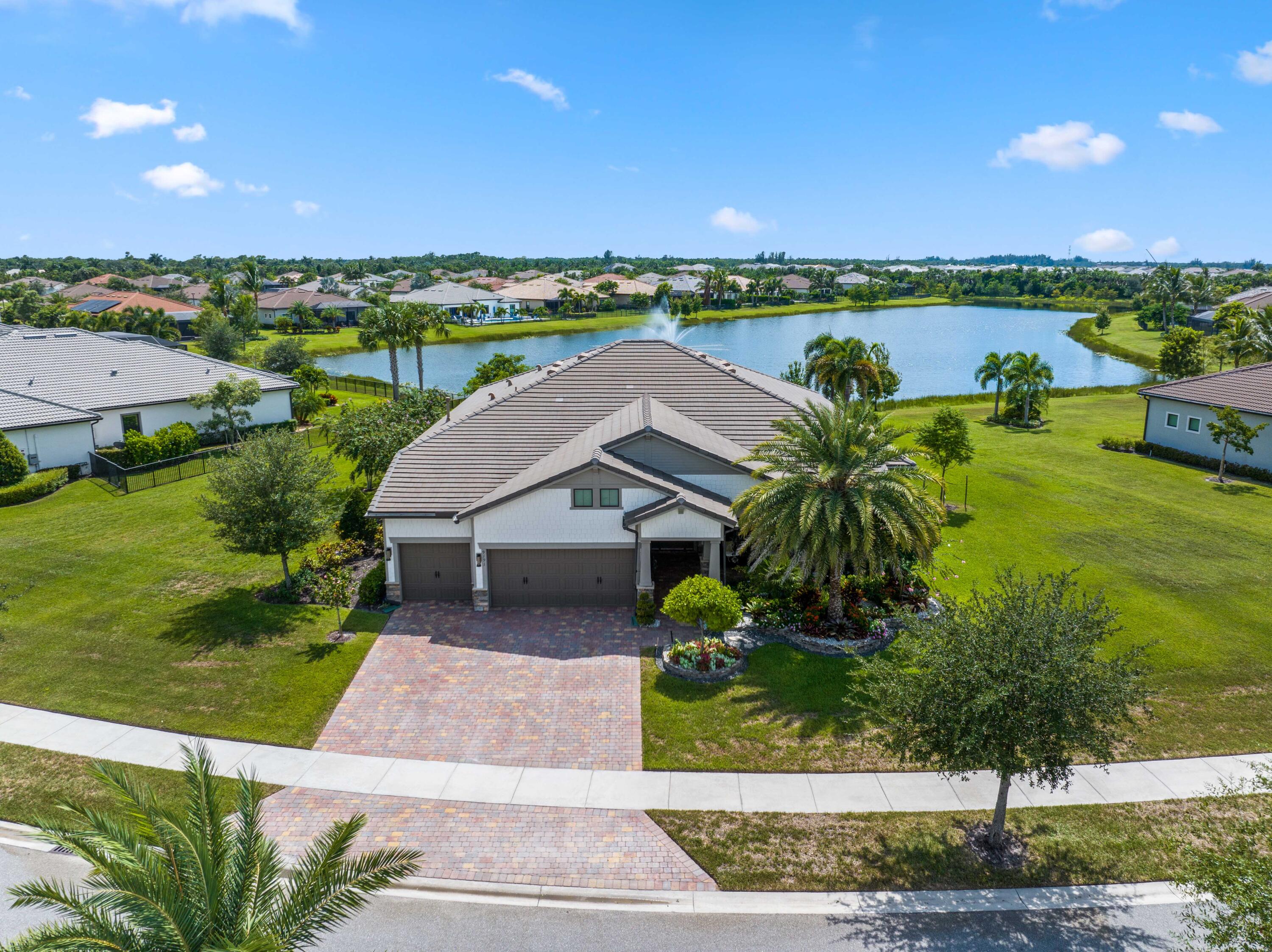 Foto de propiedad en 9191 Balsamo Drive, Palm Beach Gardens, FL 33412 Palm Beach Gardens con MLS# 