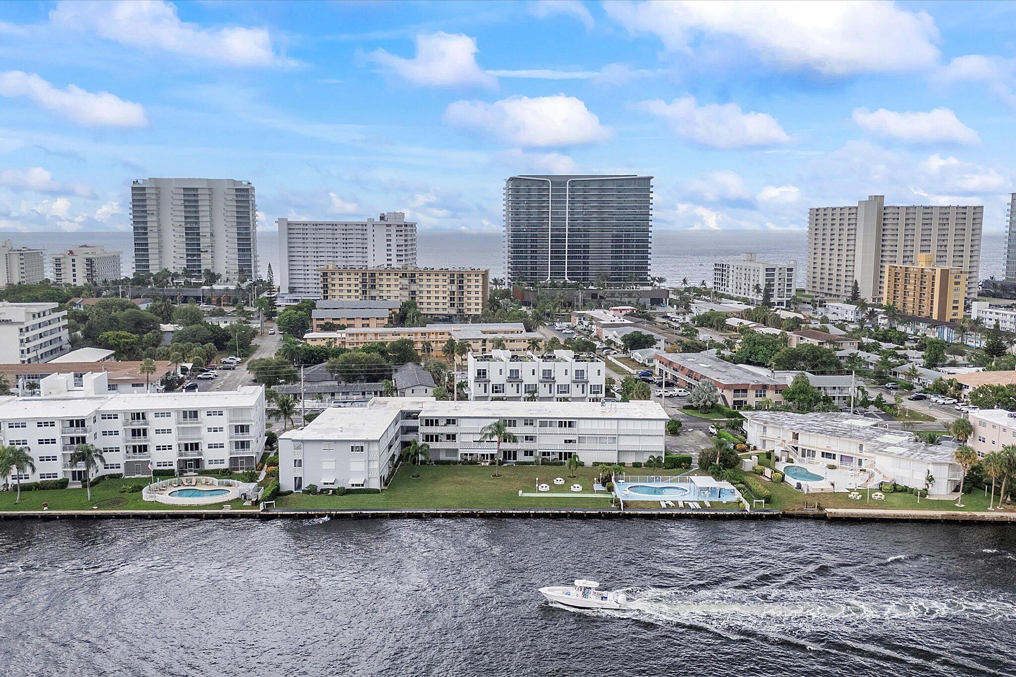 Foto de propiedad en 1001 N Riverside Drive 104, Pompano Beach, FL 33062 Pompano Beach con MLS# 