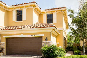 Foto de propiedad en 10426 Wellington Parc Drive, Wellington, FL 33449 Wellington con MLS# 