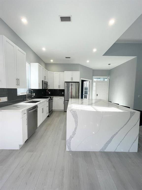 En Renta 304 NW Bentley Circle, Port St. Lucie, FL 34986, Port St. Lucie, FL 34986