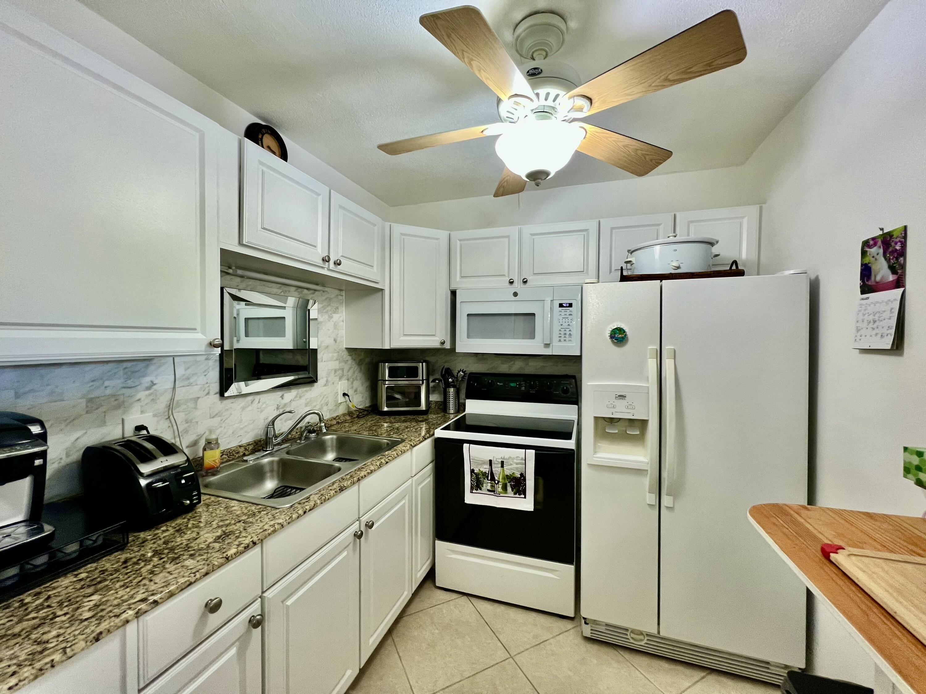 Foto de propiedad en 180 Tilford I, Deerfield Beach, FL 33442 Deerfield Beach con MLS# 
