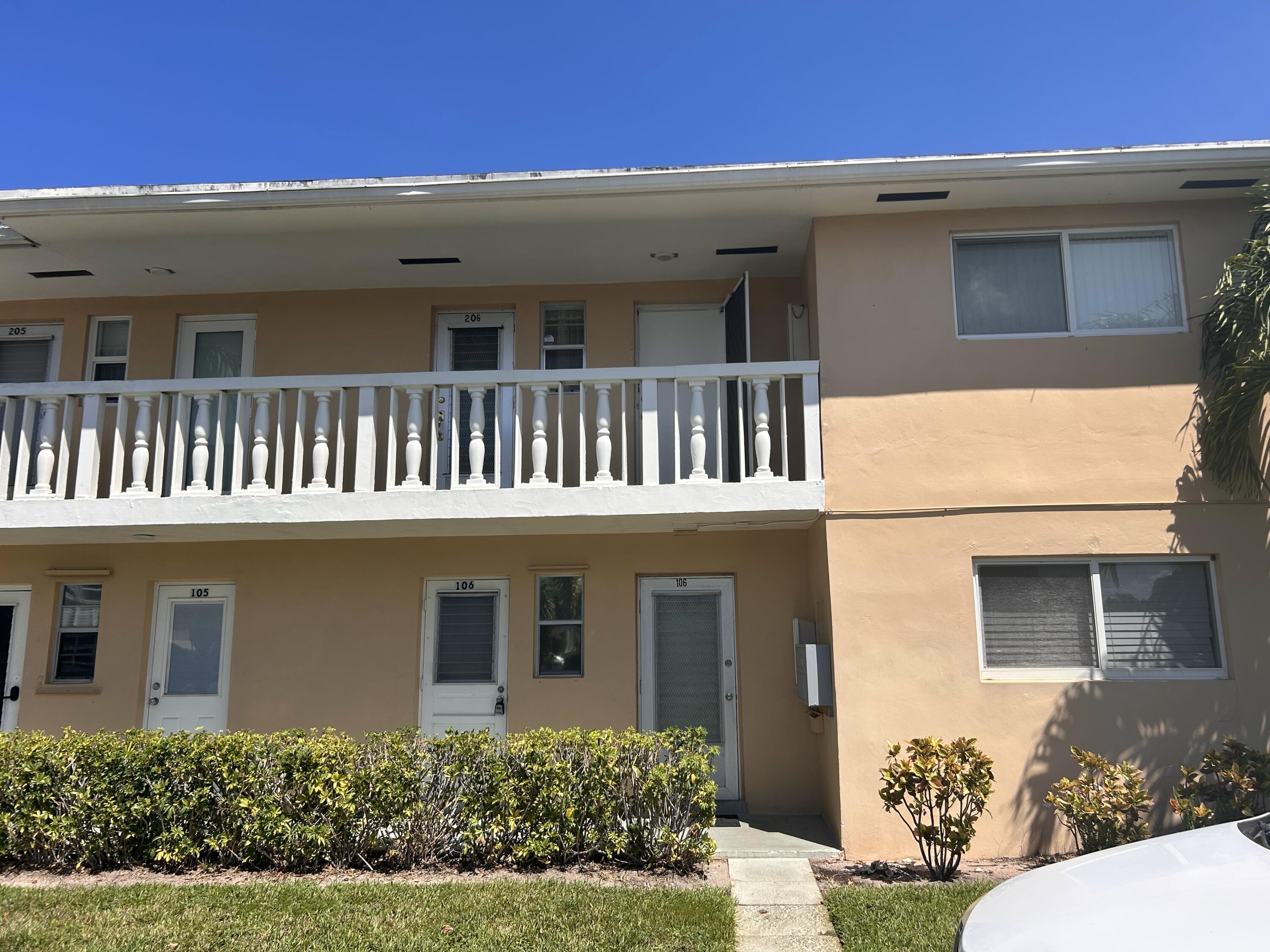 Foto de propiedad en 2214 NE 1st Way 106, Boynton Beach, FL 33435 Boynton Beach con MLS# 