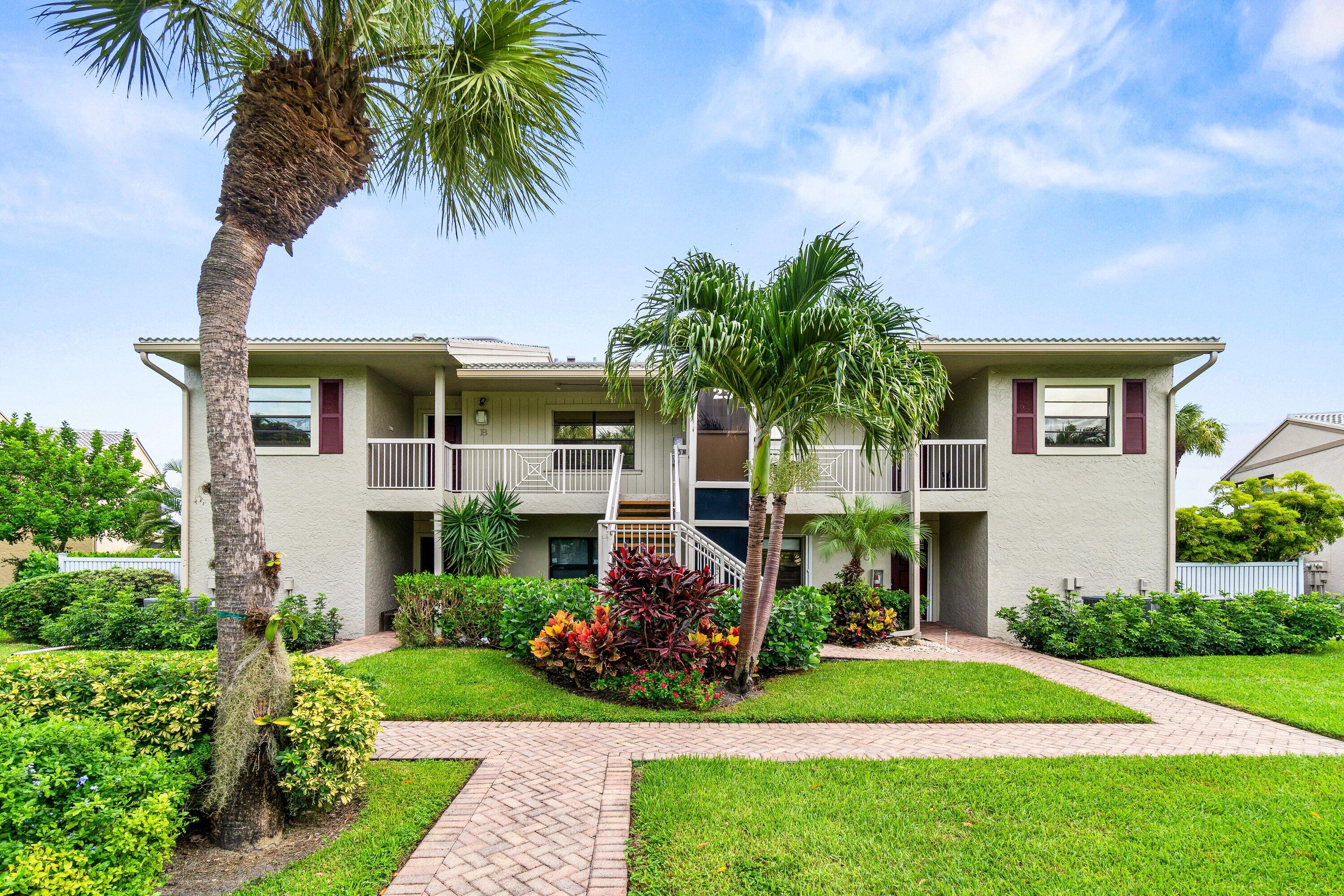 Foto de propiedad en 23 Eastgate Drive B, Boynton Beach, FL 33436 Boynton Beach con MLS# 