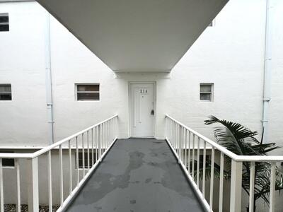Alquilada 4215 N University Drive 214, Sunrise, FL 33351, Sunrise, FL 33351