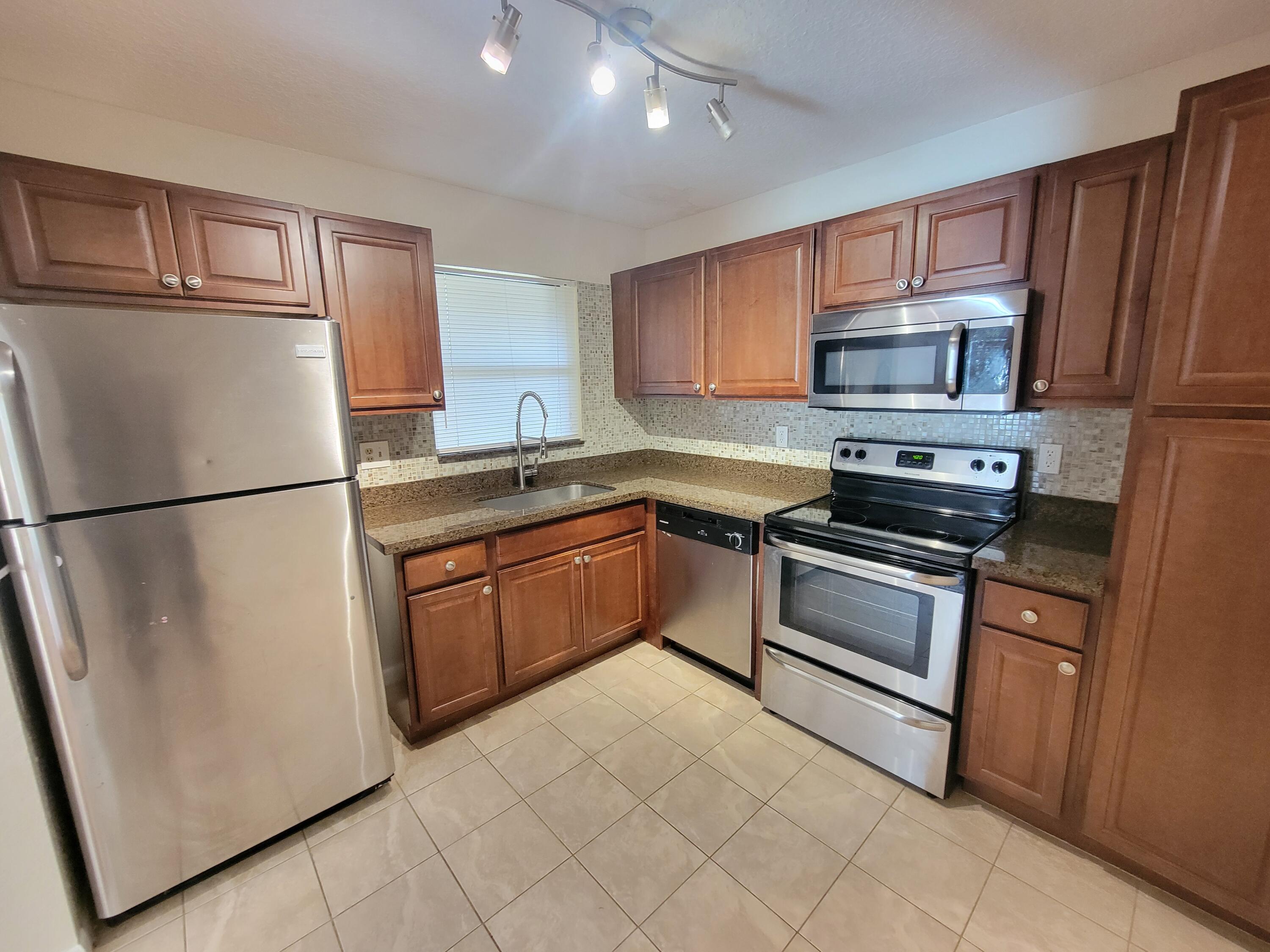 Foto de propiedad en 2539 NW 49 Terrace 703, Coconut Creek, FL 33063 Coconut Creek con MLS# 