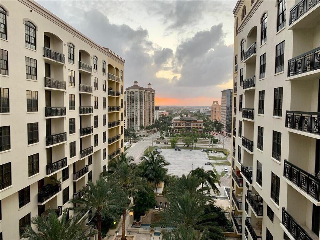 Foto de propiedad en 801 S Olive Avenue 1417, West Palm Beach, FL 33401 West Palm Beach con MLS# 