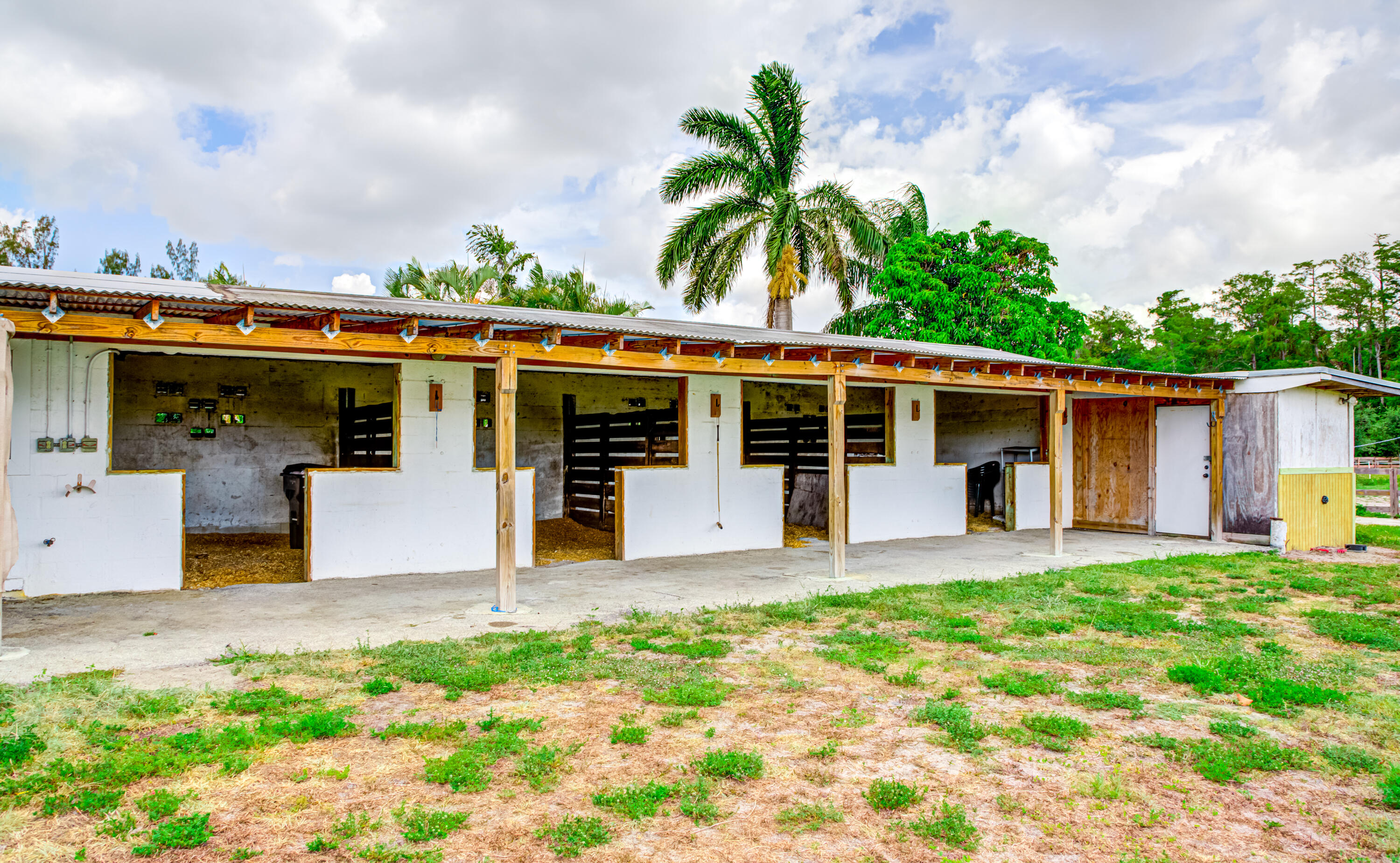 Foto de propiedad en 8990 Willow Sound Drive W, Lake Worth, FL 33467 Lake Worth con MLS# 