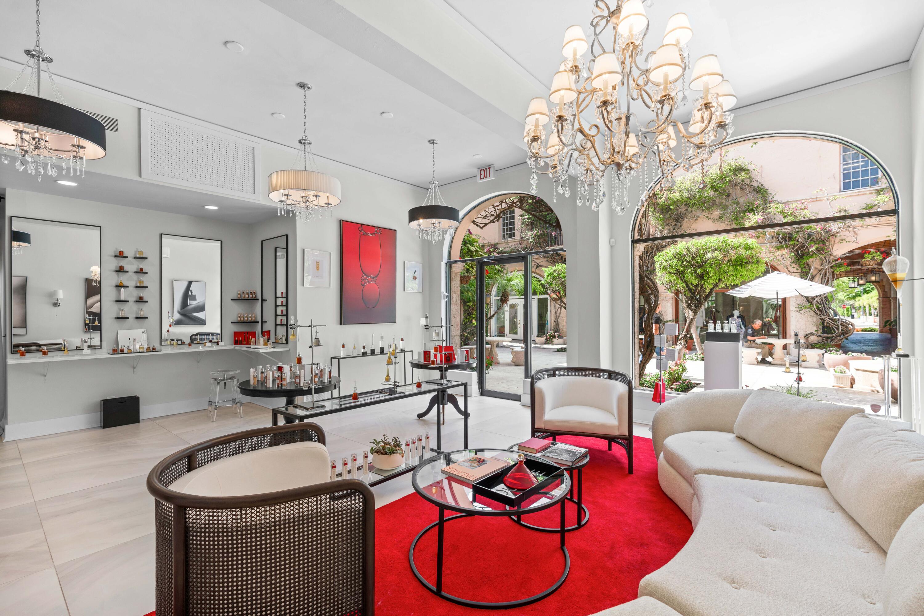Foto de propiedad en 256 Worth Avenue, Palm Beach, FL 33480 Palm Beach con MLS# 