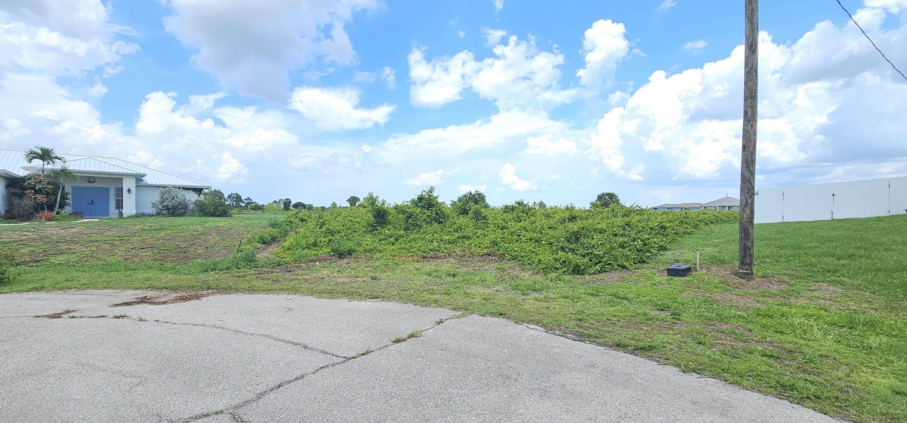 En Venta 9009 Tea Court, LaBelle, FL 33935, LaBelle, FL 33935