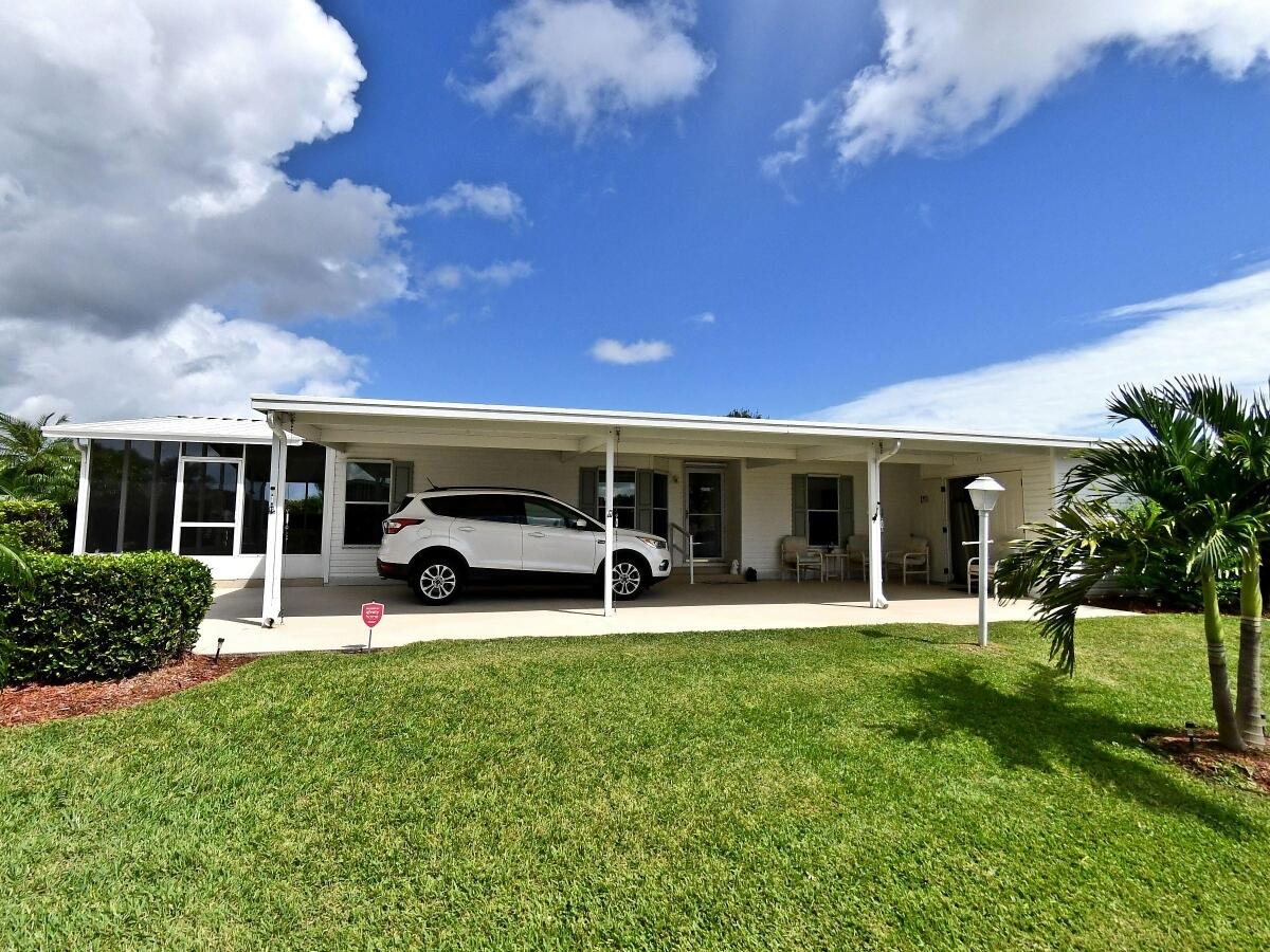 Foto de propiedad en 2959 Eagles Nest Way, Port St. Lucie, FL 34952 Port St. Lucie con MLS# 