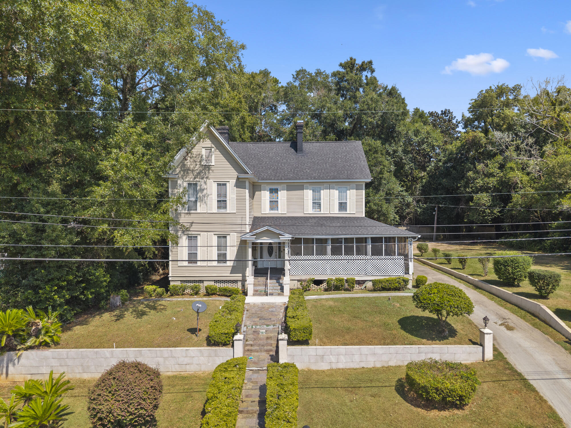 Foto de propiedad en 618 W Washington Street, Quincy, FL 32351 Quincy con MLS# 