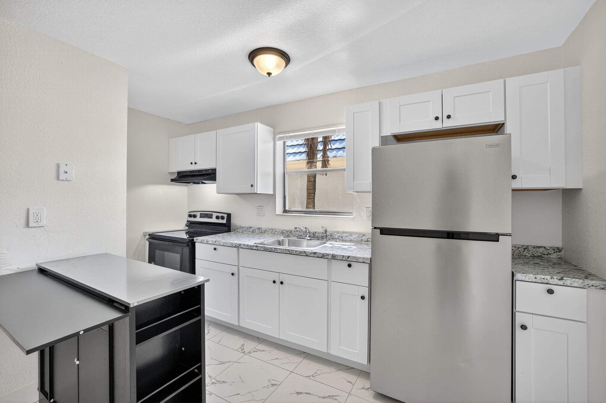 En Renta 4081 N Dixie Highway 22, Oakland Park, FL 33334, Oakland Park, FL 33334