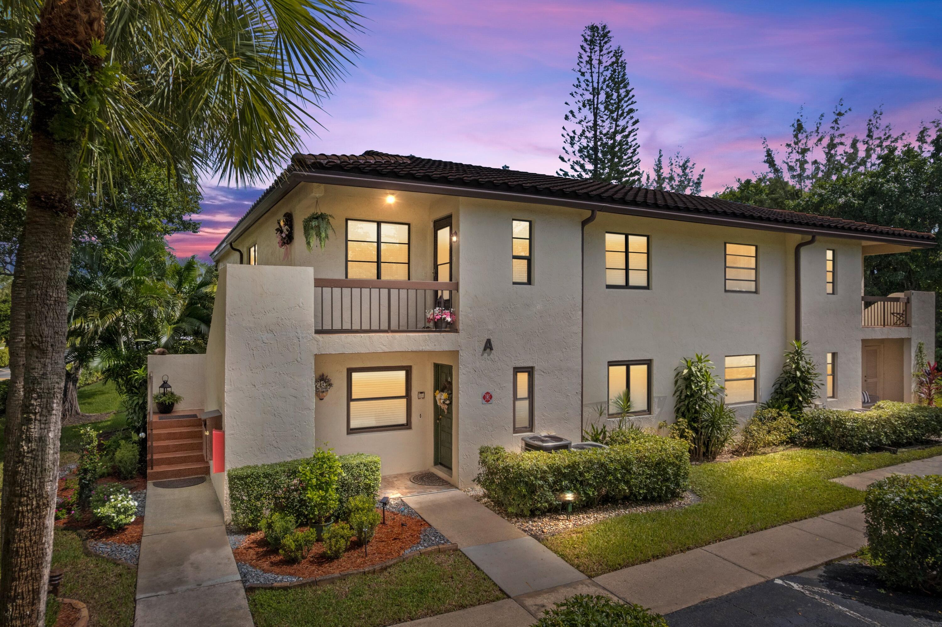Foto de propiedad en 21734 Arriba Real 32b, Boca Raton, FL 33433 Boca Raton con MLS# 